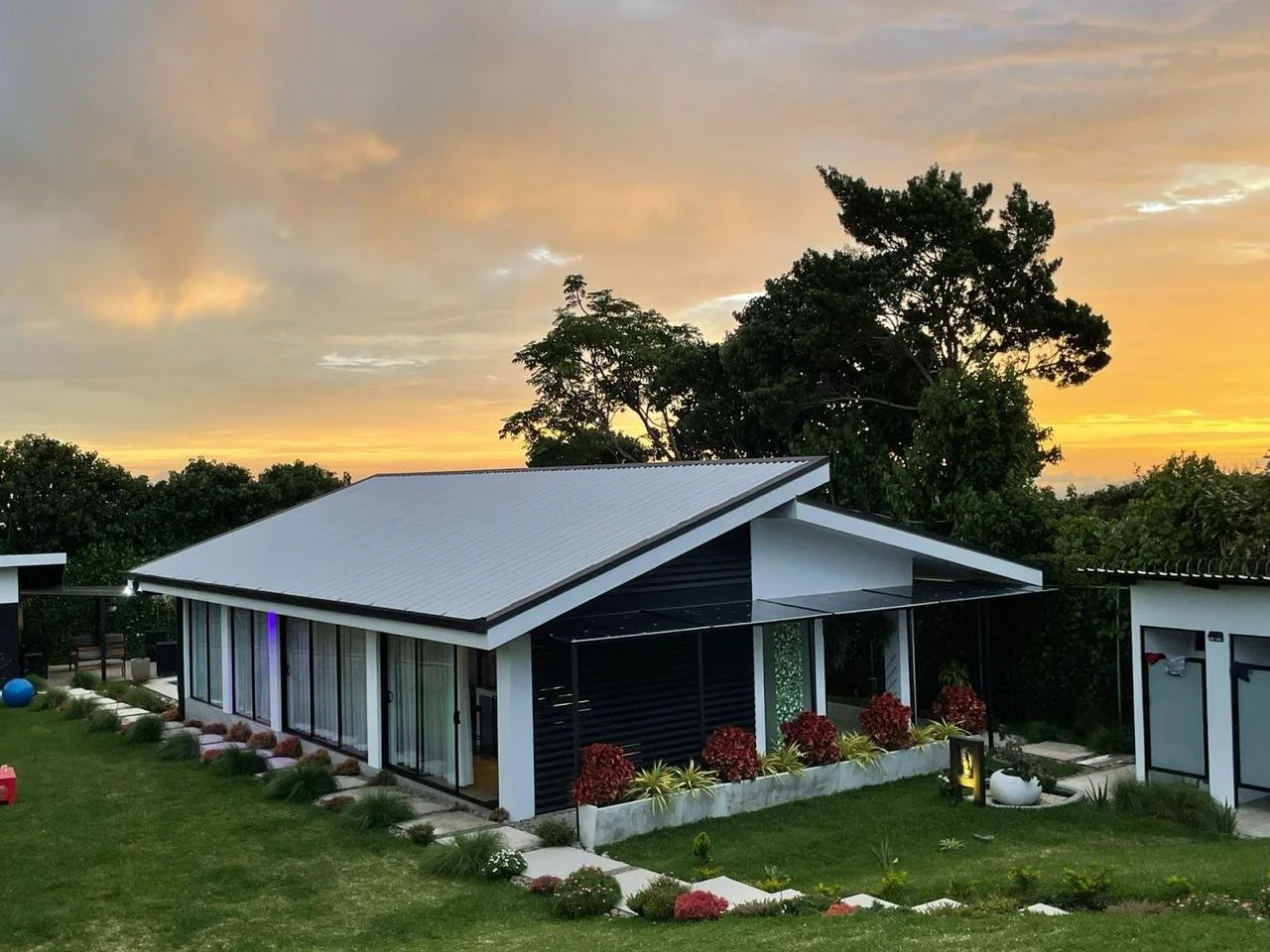 WhatsApp Image 2025-02-07 at 11.38.42 (3).jpeg