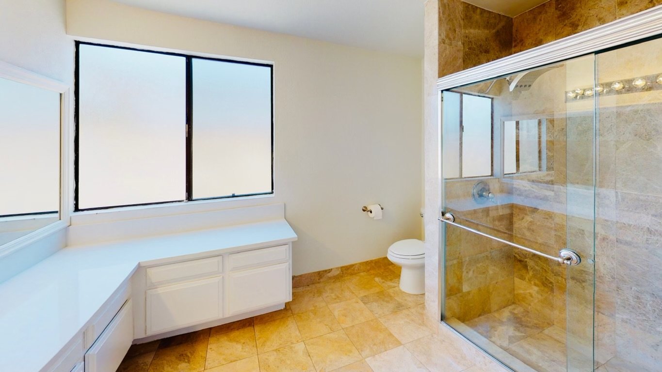 Danny-Freund-20-Bathroom (3).jpeg