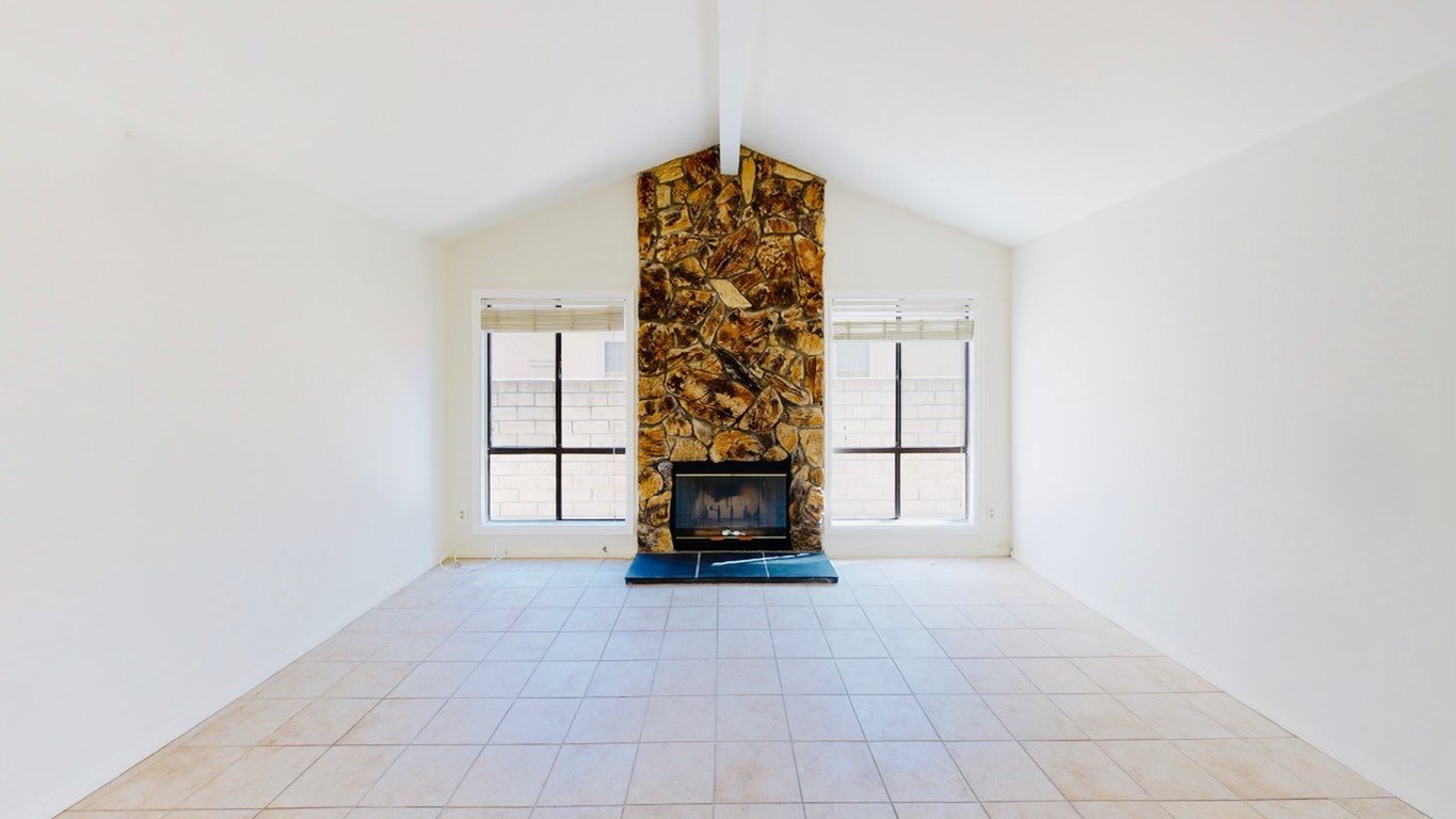 Danny-Freund-20-Unfurnished(5).jpeg