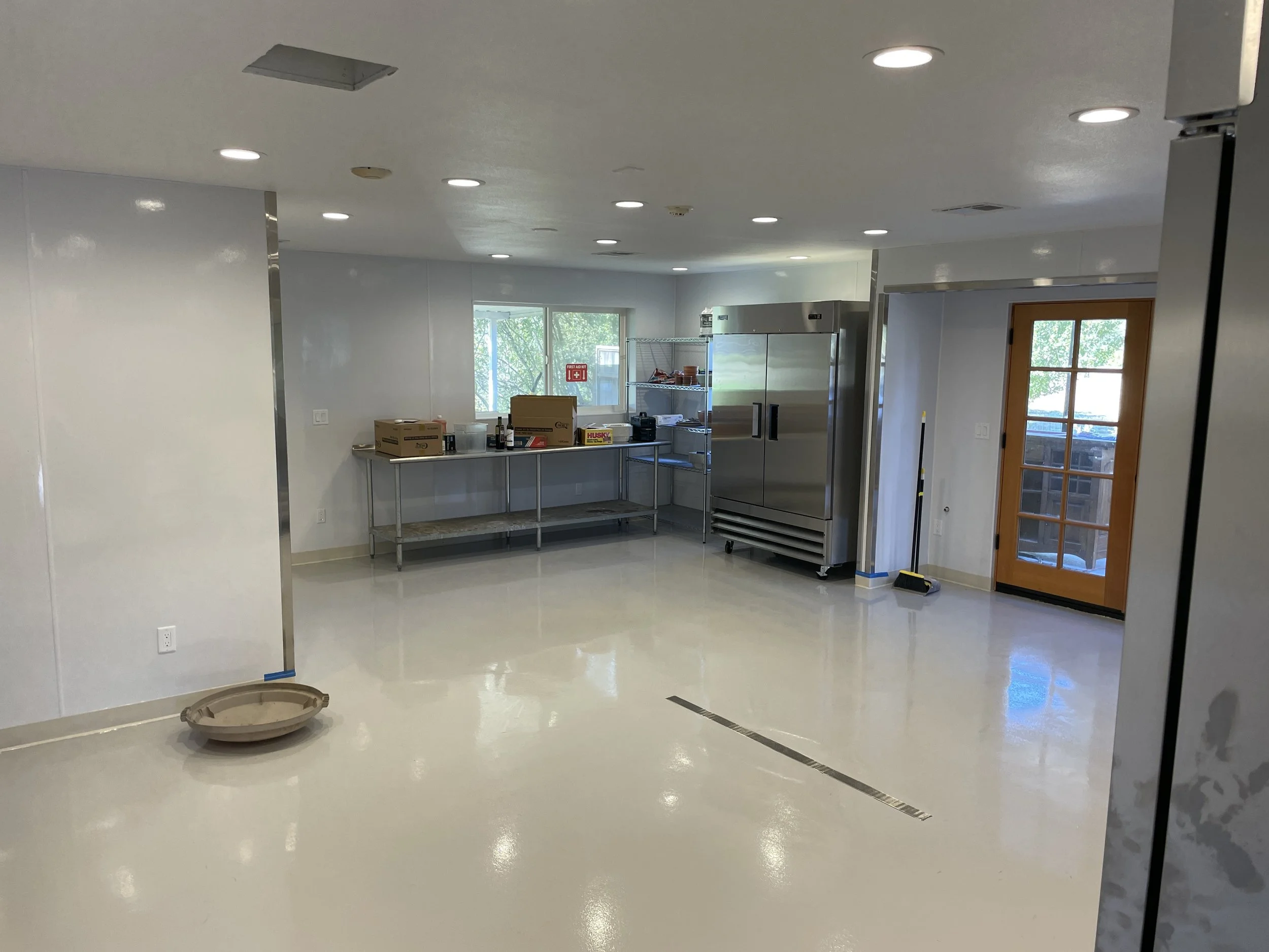 Cigar Lounge/Break Room