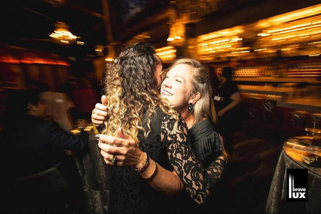 Love that @brave.lux captured this moment. Genuine joy in getting to see and hug the beautiful @mx.willwilhelm 🖤