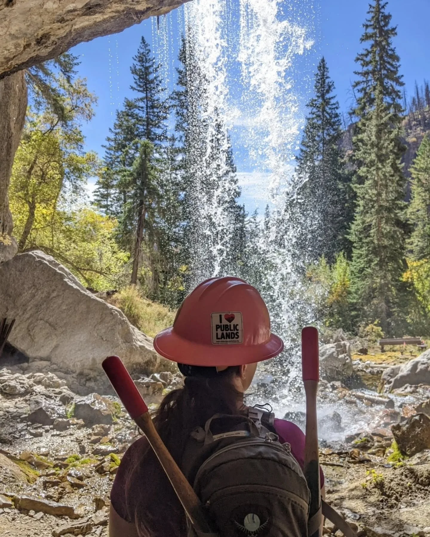 Our Youth In Nature cohort joined the Hanging Lake community project on National Public Lands Day! They made the steep climb to the iconic lake and joined over 30 volunteers in maintaining the popular trail. This project celebrated the return of volu
