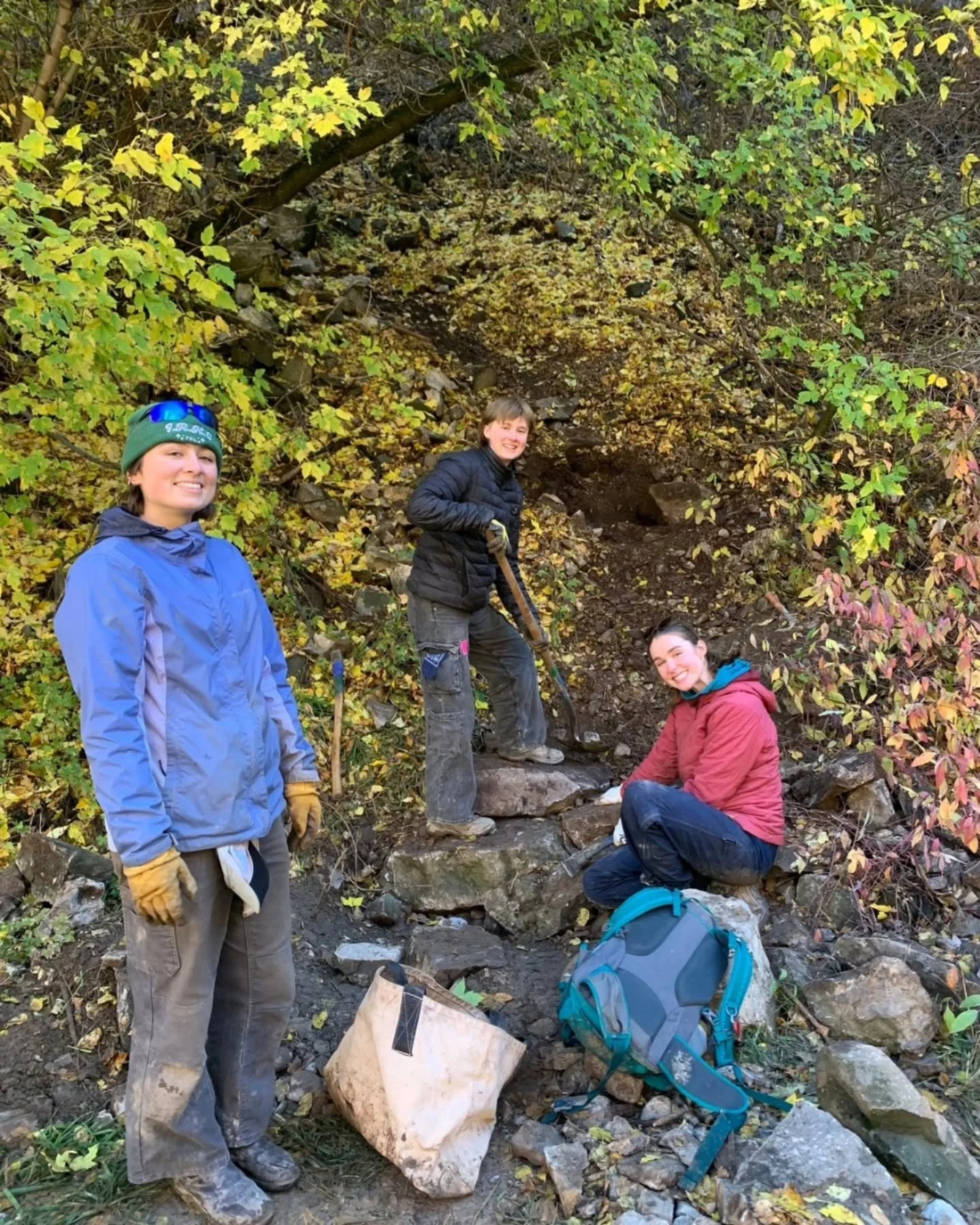 Big thanks to @highmountaininstitute for volunteering TWO days with us at Rifle Mountain Park and Rifle Falls State Park! They built rock steps, a mono wall, cleared up trails, and installed new signs for visitors to enjoy. Thanks for giving back to 