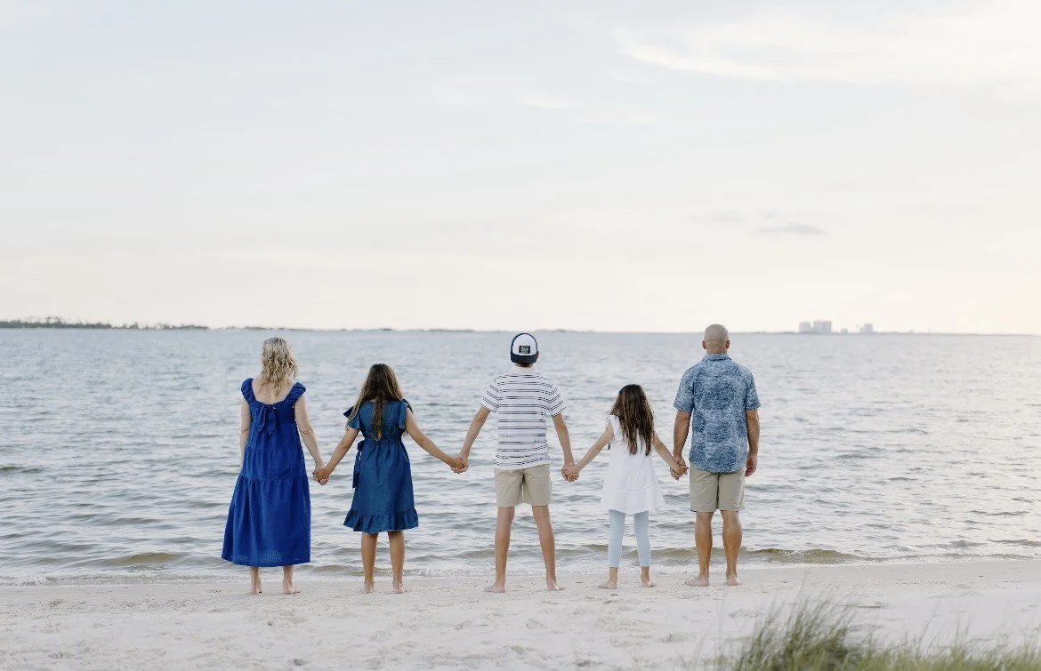 What It’s Really Like Living in Navarre, Florida (Pros, Cons, and Local Secrets)