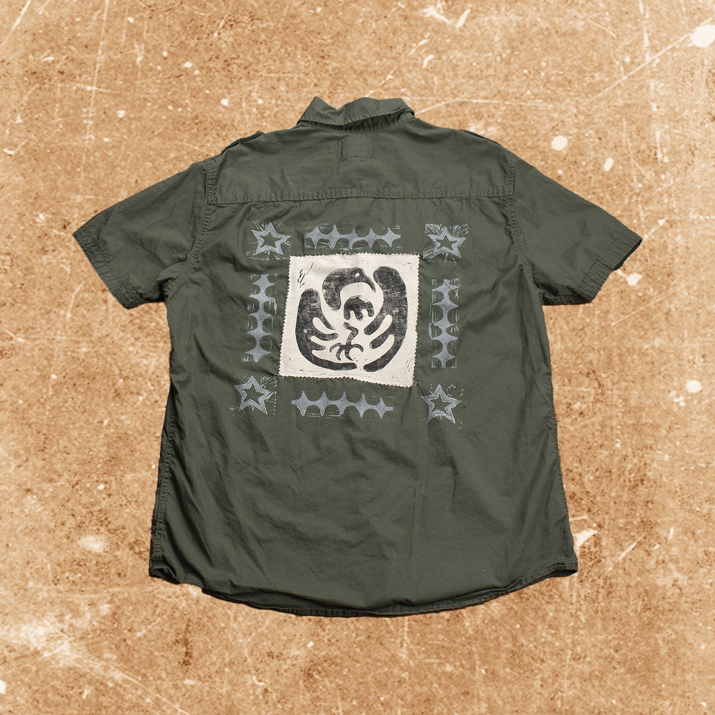 Size medium - AVAILABLE
