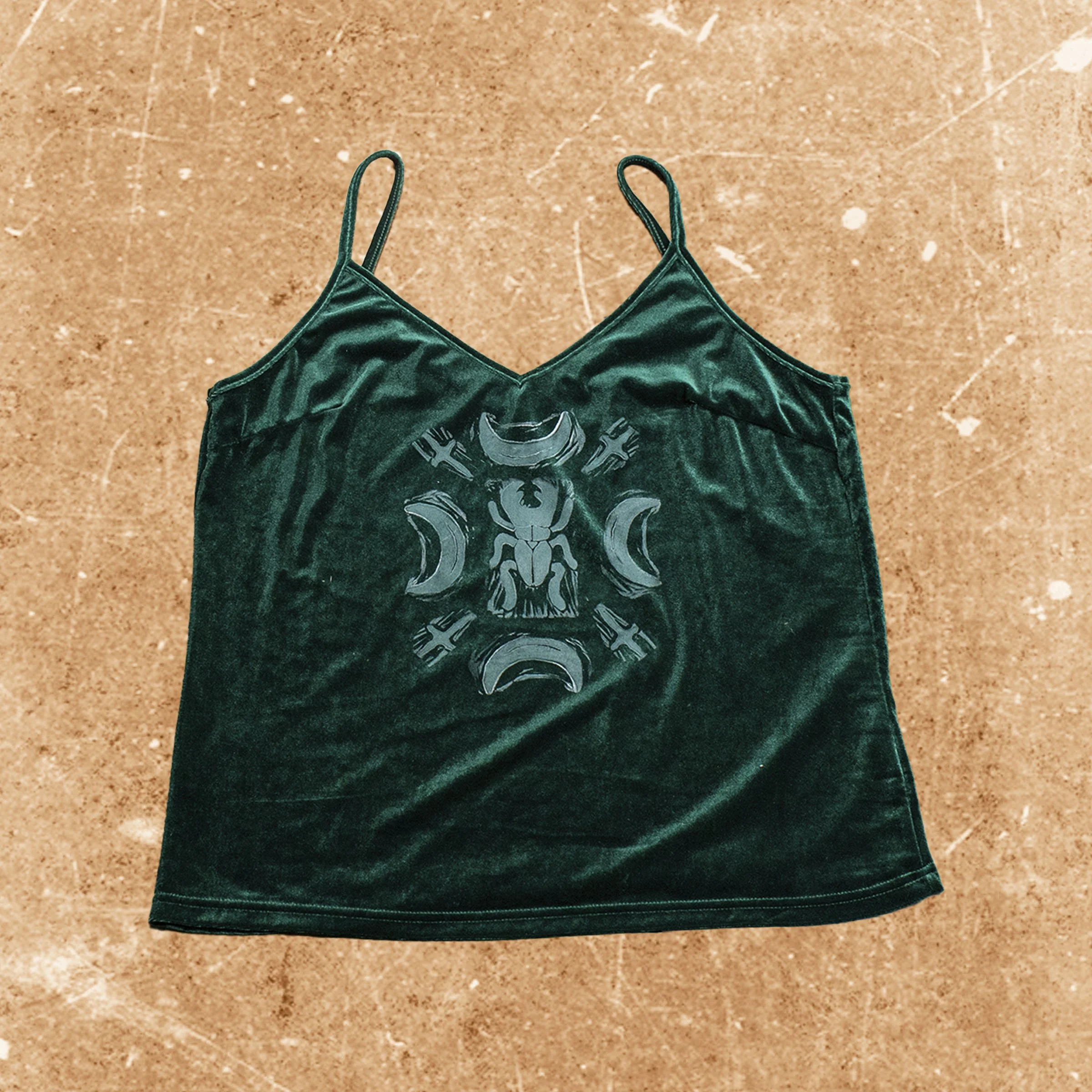 Size large - Available