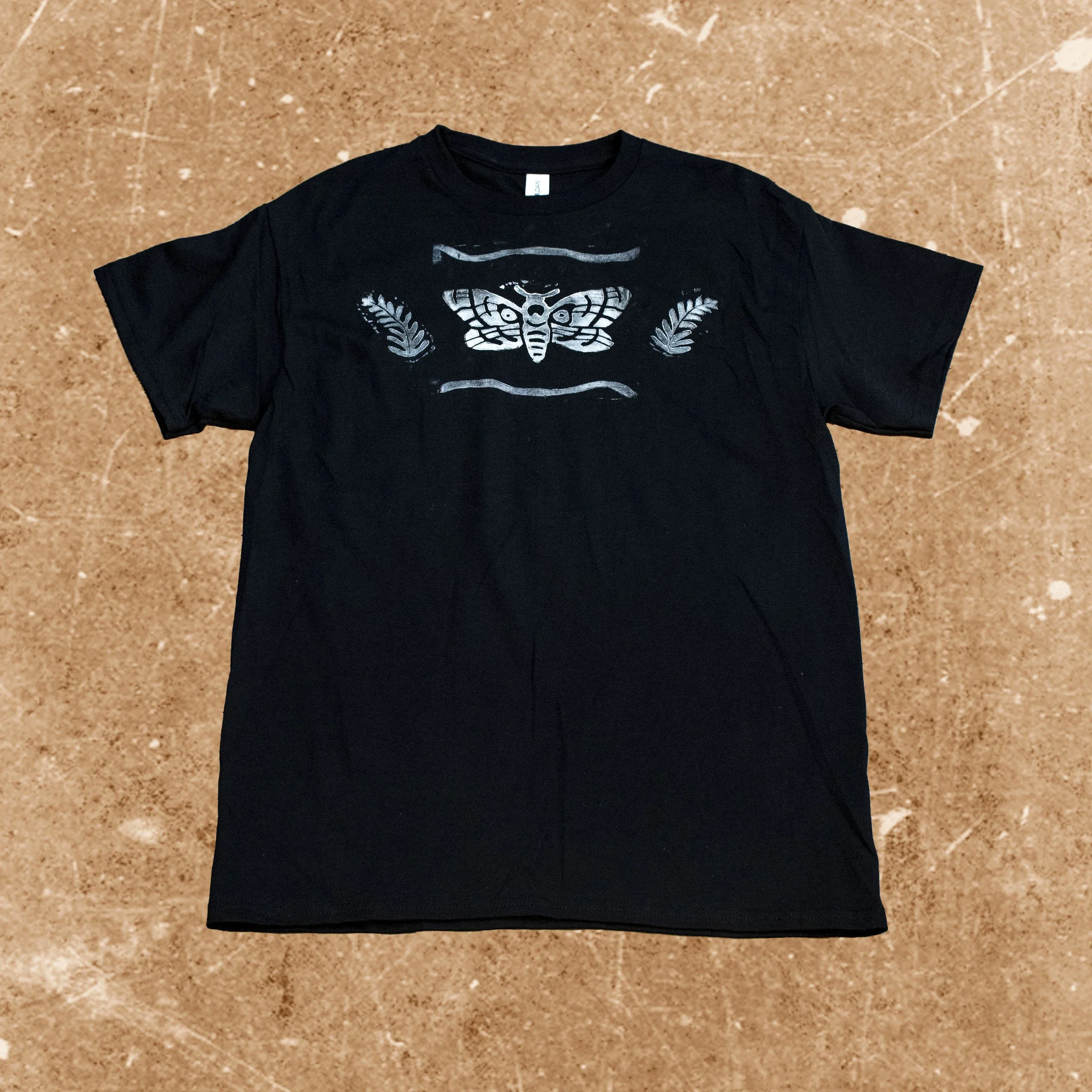 Size medium, Available