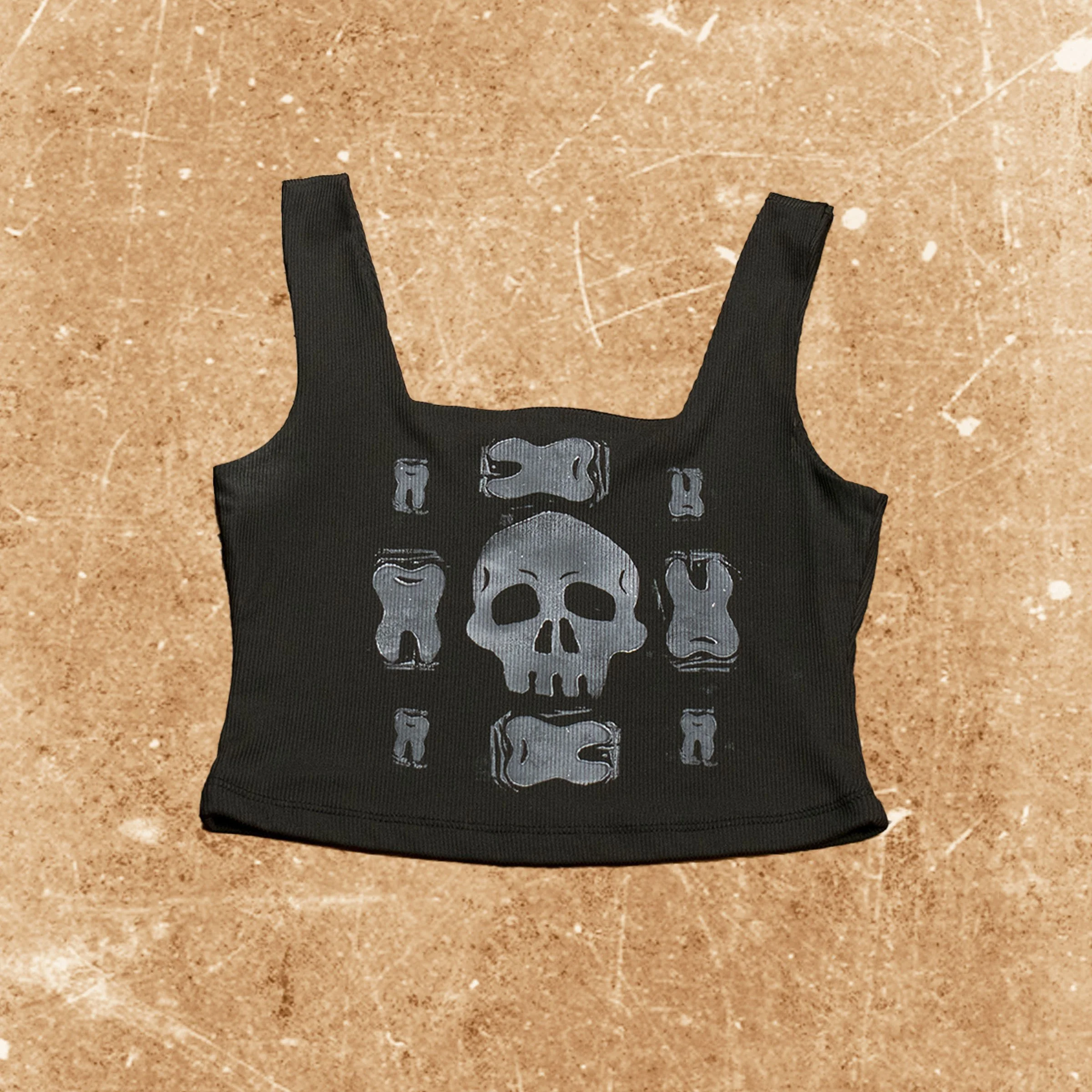 Size small - Available