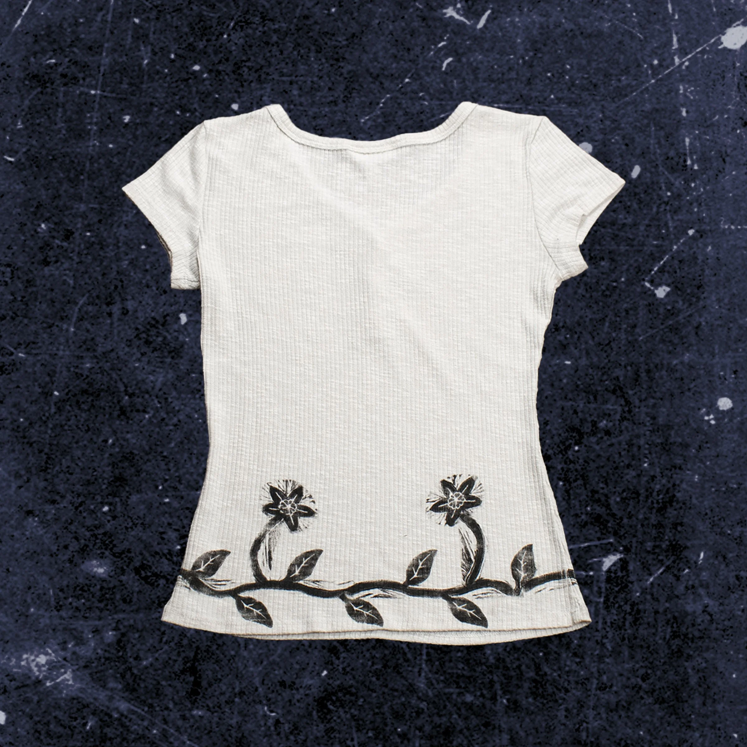 Size medium - AVAILABLE