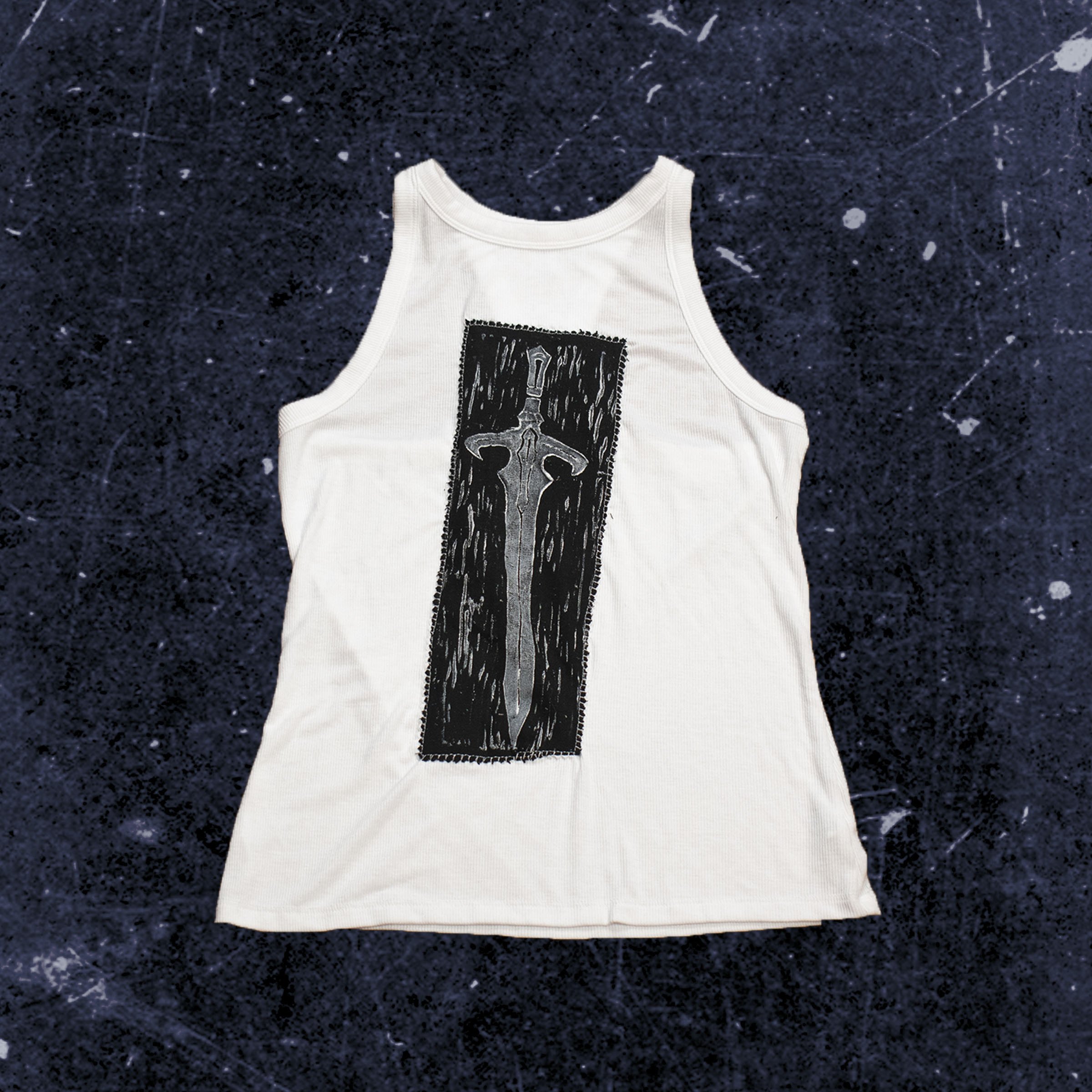 Size small - Available