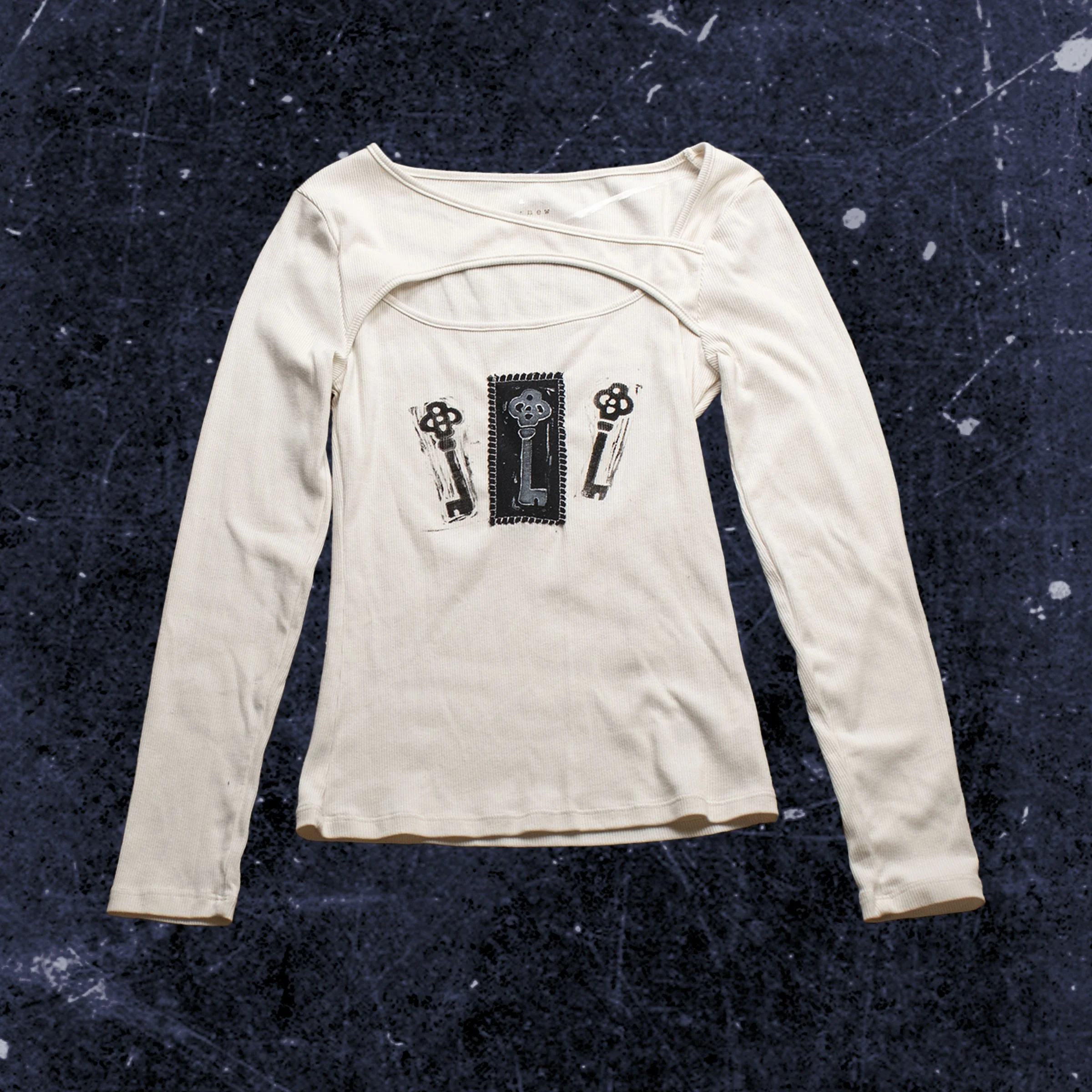 Size XS - Available