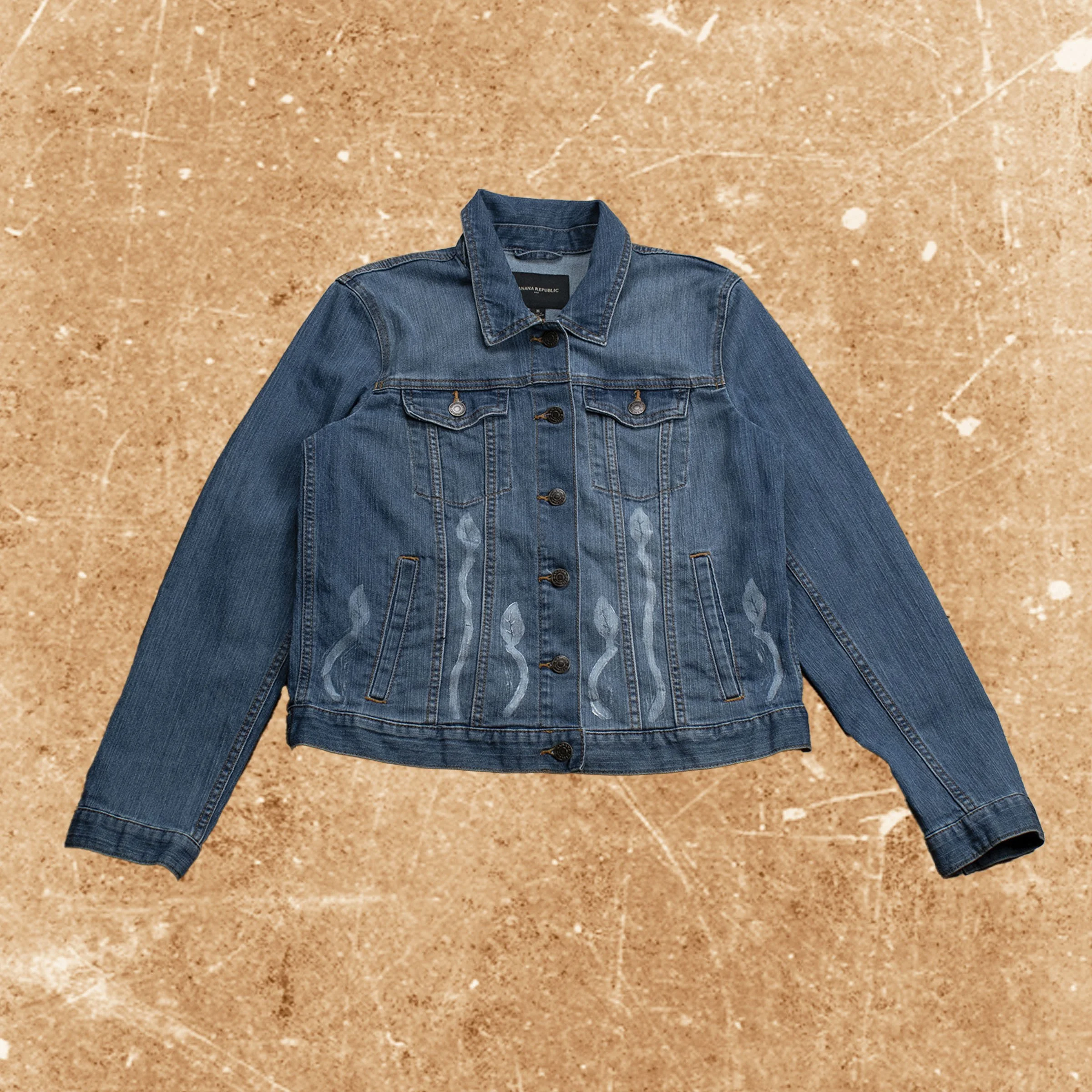 Size medium - AVAILABLE