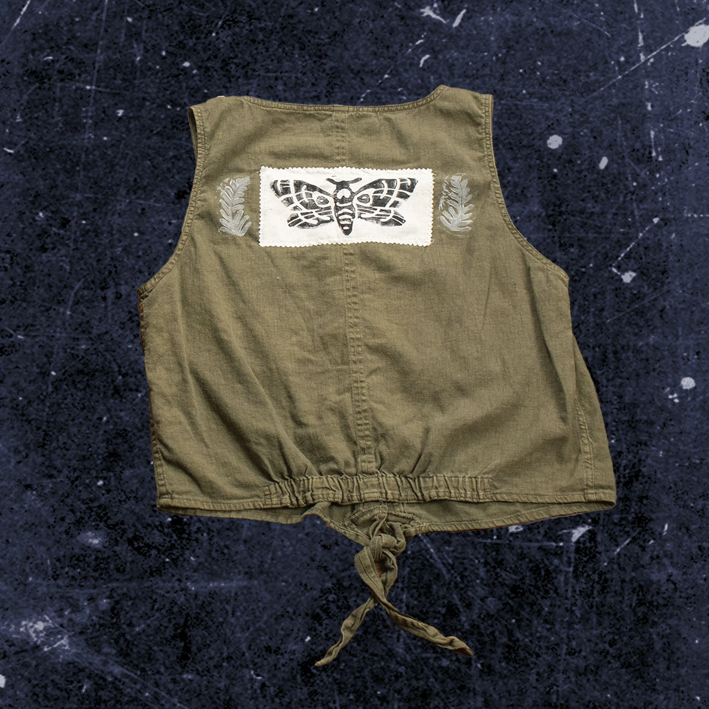 Size large - AVAILABLE