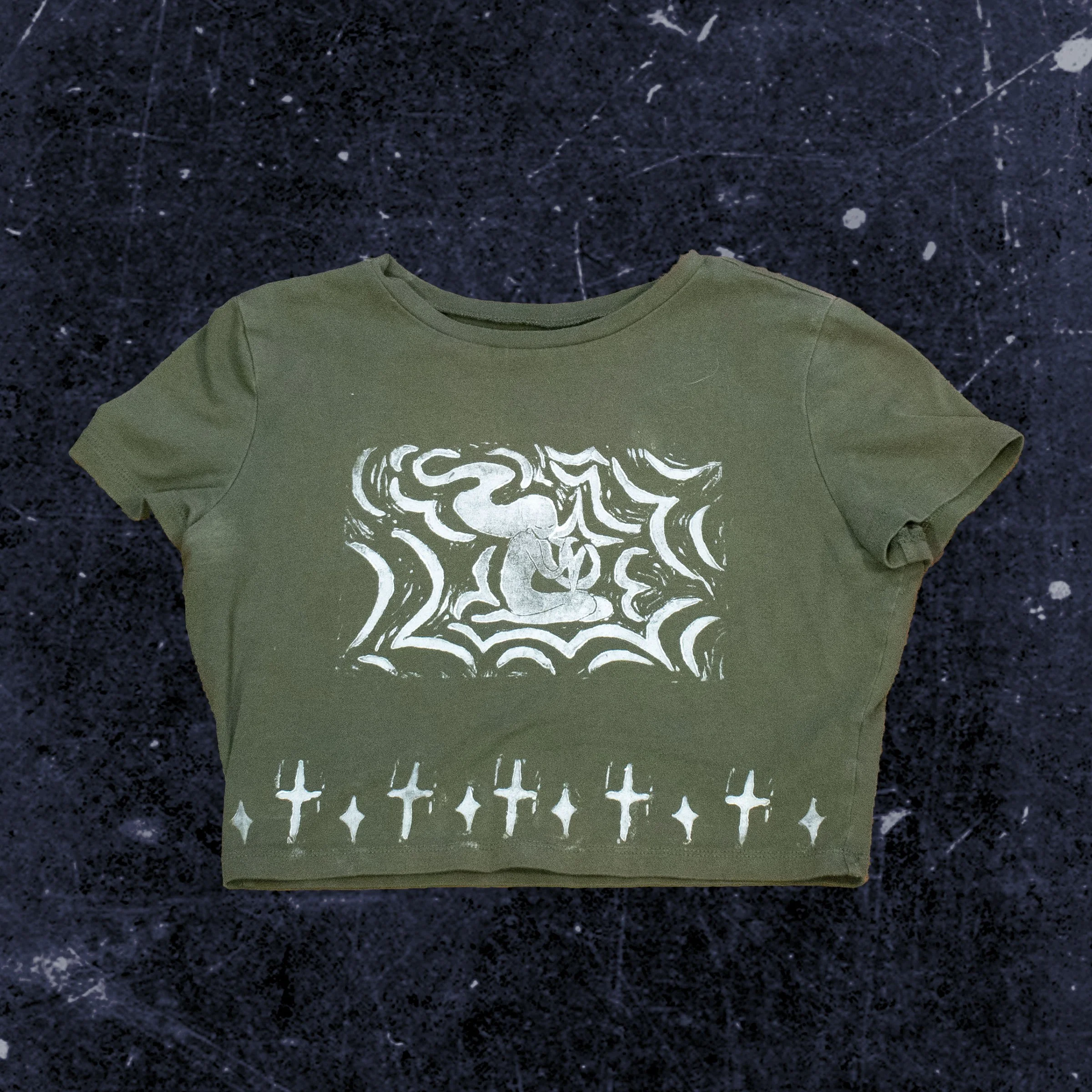 Size small, Available