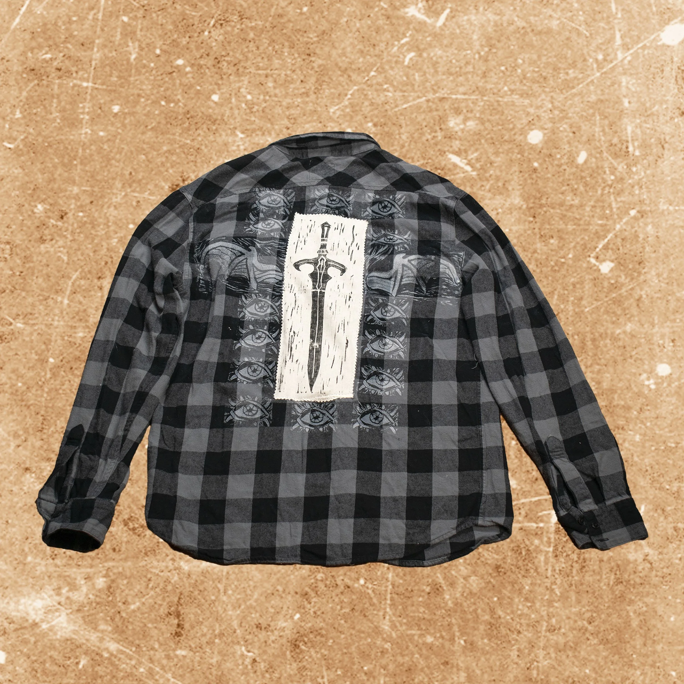 Size large - Available