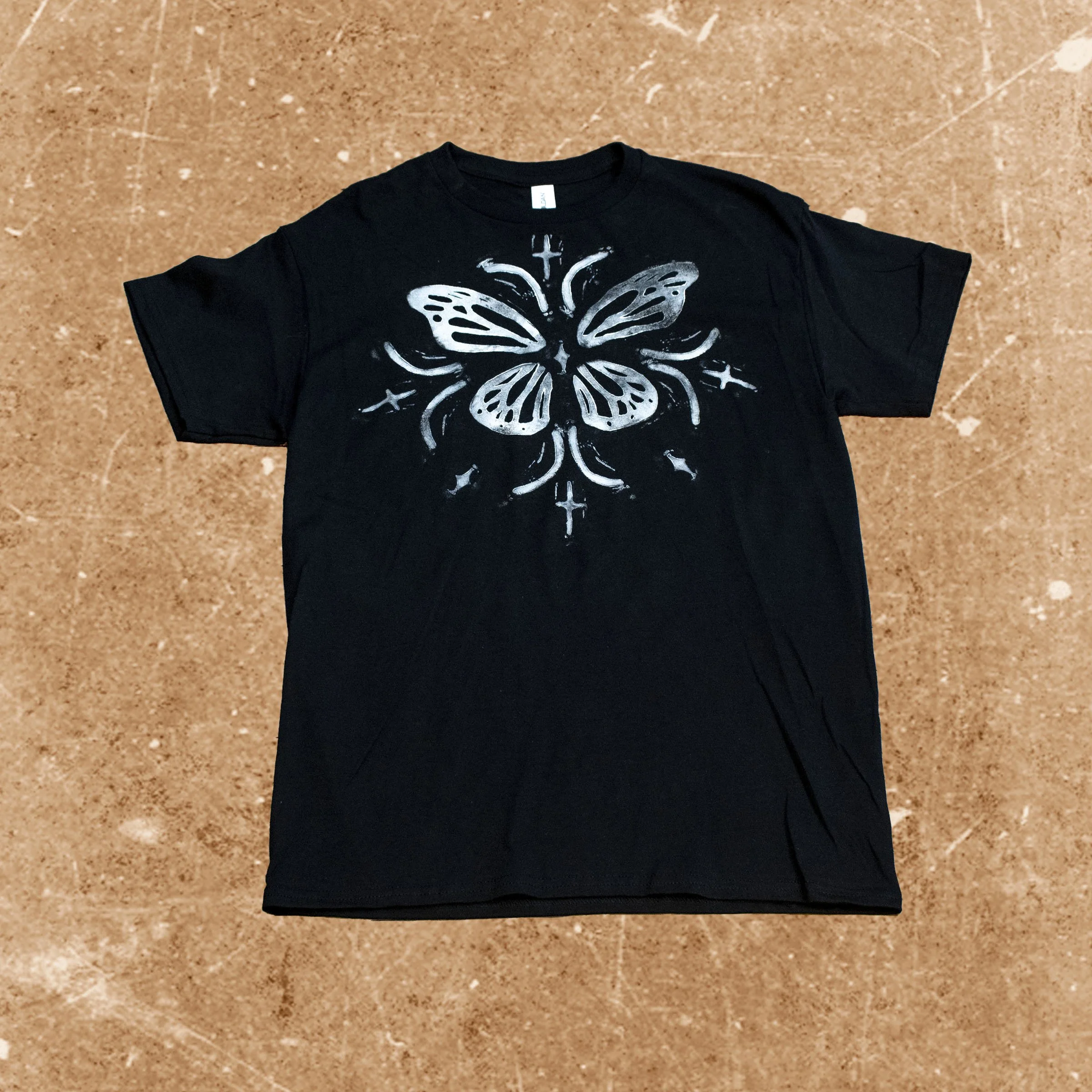 Size medium, Available