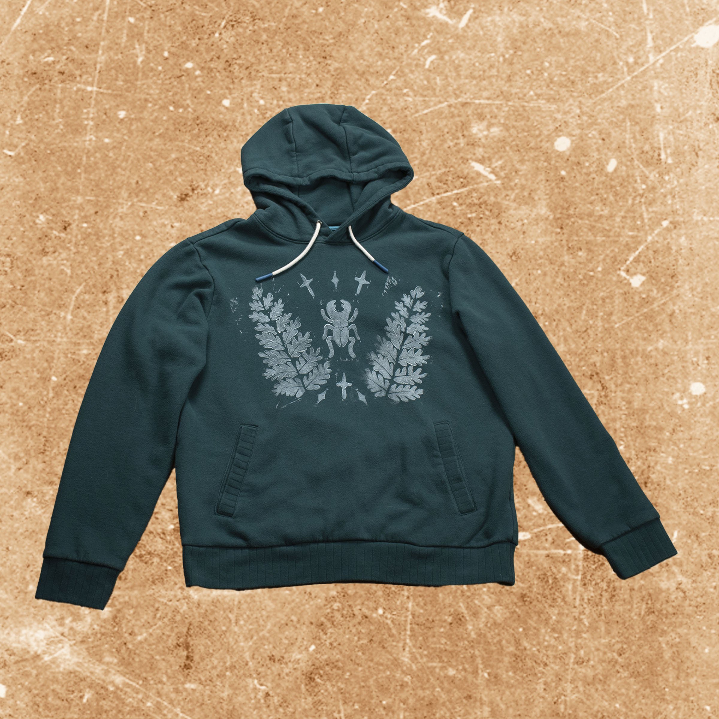 Size medium - AVAILABLE