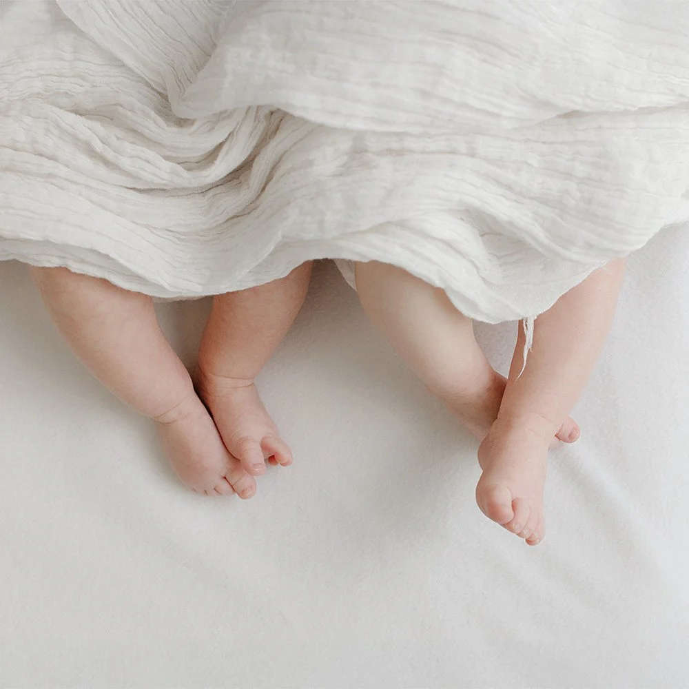 There&rsquo;s nothing more precious than those tiny, wrinkled baby feet. 🥺👣⁠
⁠
The fat little toes, the soft, delicate skin, all wrapped in pure perfection. It&rsquo;s these little details that make my heart skip a beat.⁠
⁠
This is exactly why I fo