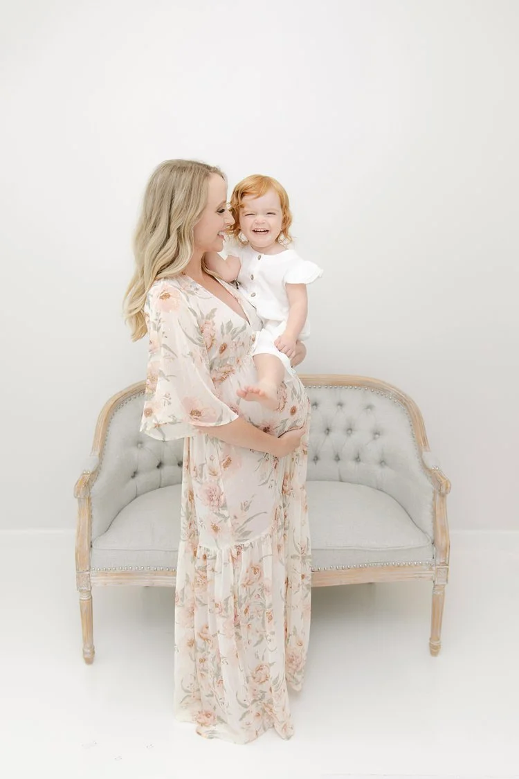 elegant-studio-maternity-session-raleigh-durham-natural-style