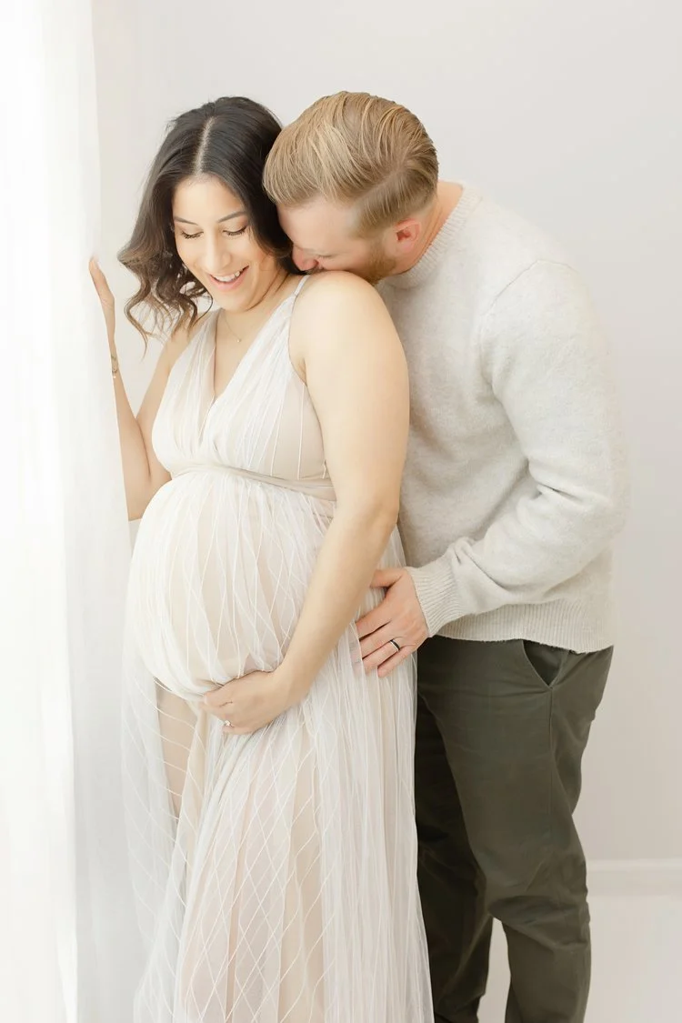 raleigh-durham-studio-maternity-session-classic-natural-light
