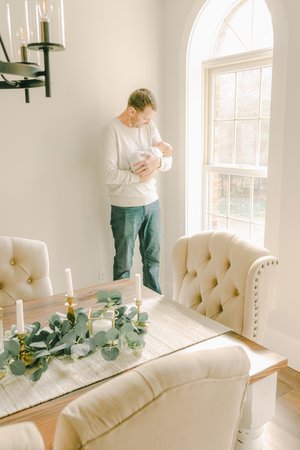zMika+James+Amaya+Photography+++In-Home+Newborn+Portrait+Session+(22).jpg