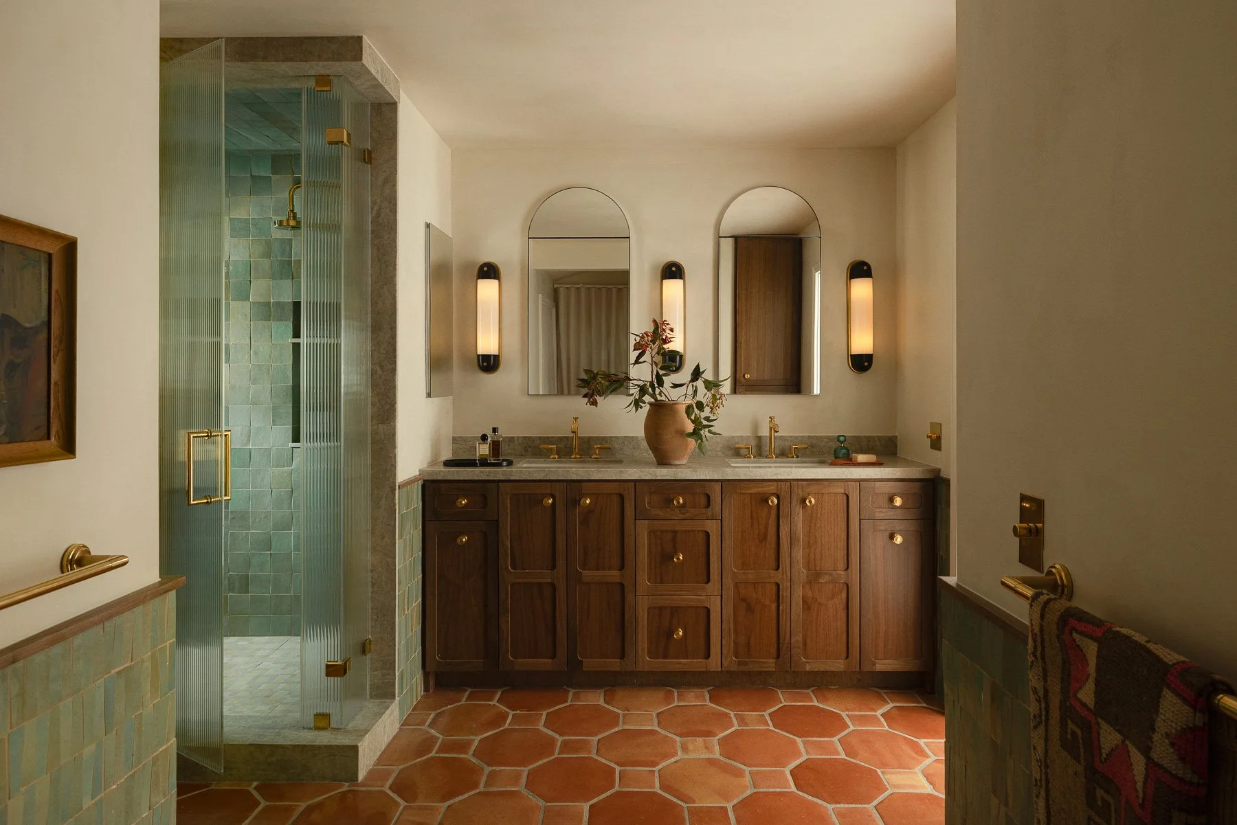 039 - 1103 Meriden Ln (Austin) - Low Resolution.jpg