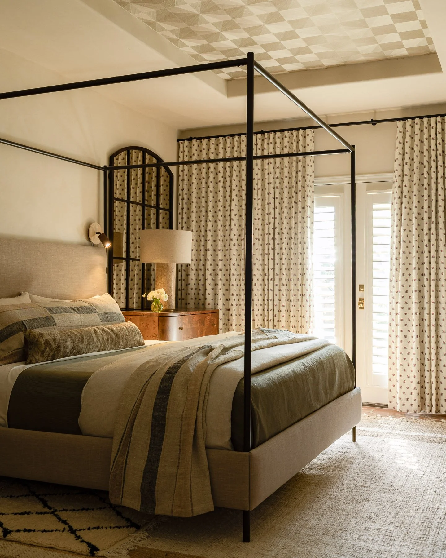 035 - 1103 Meriden Ln (Austin) - Low Resolution.jpg