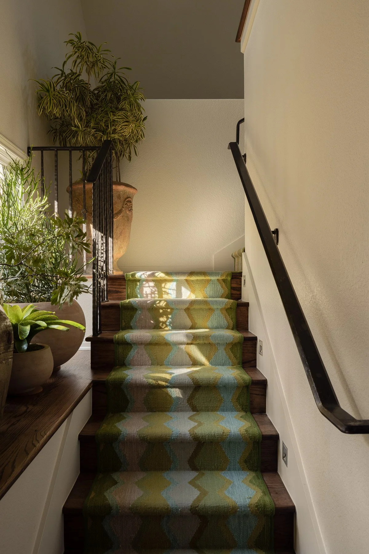 053 - 1103 Meriden Ln (Austin) - Low Resolution.jpg