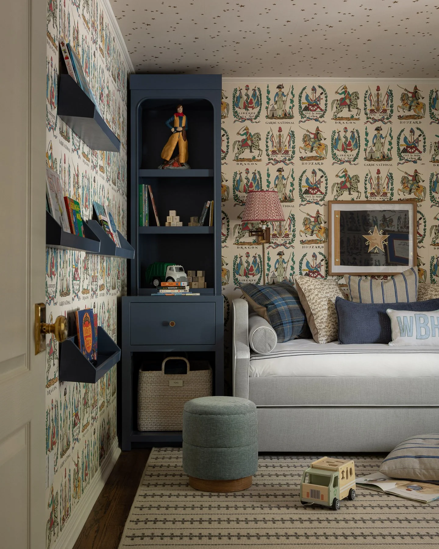 046 - 1103 Meriden Ln (Austin) - Low Resolution.jpg