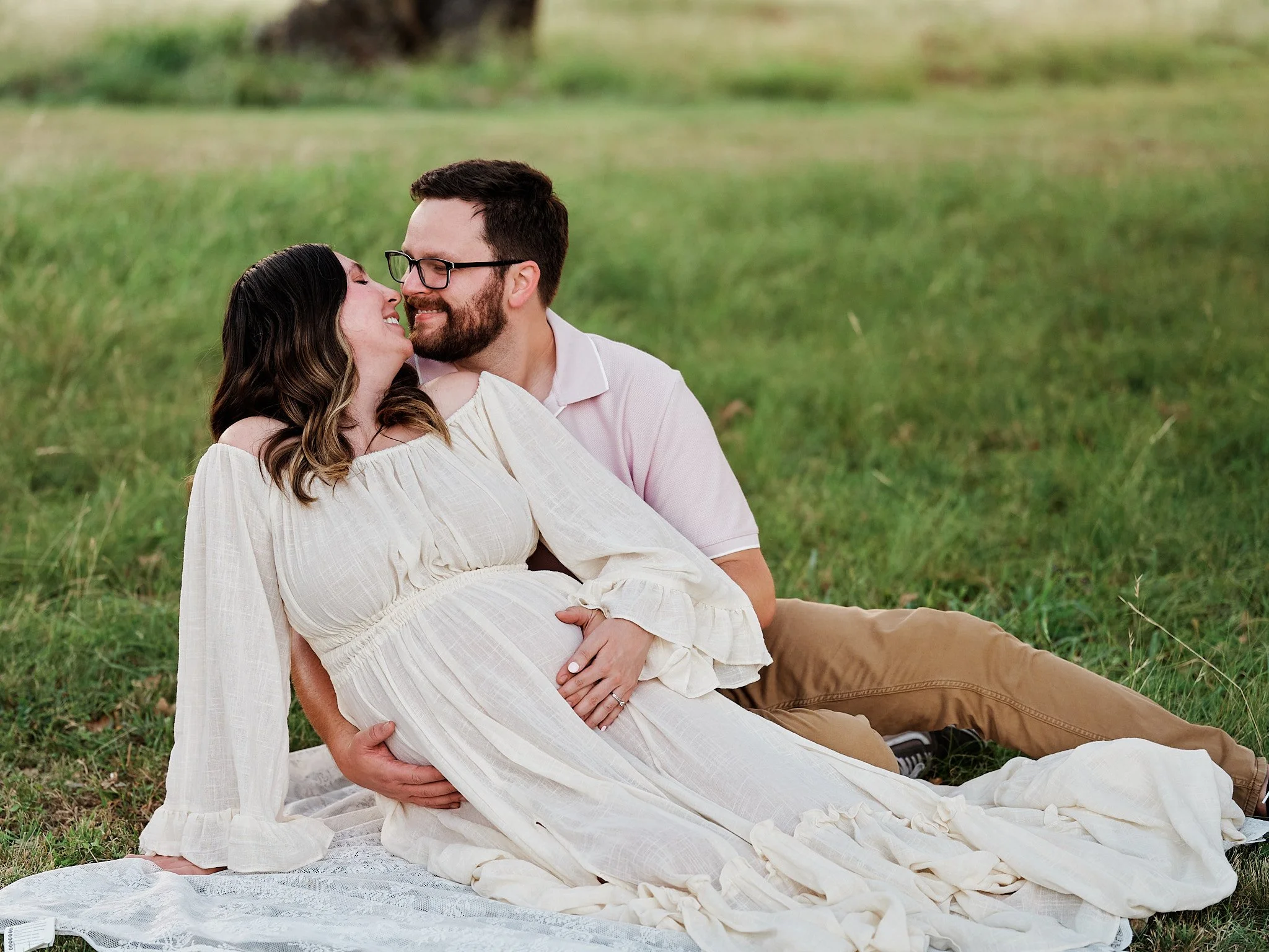 Outdoor Maternity Couples Portrait.jpg