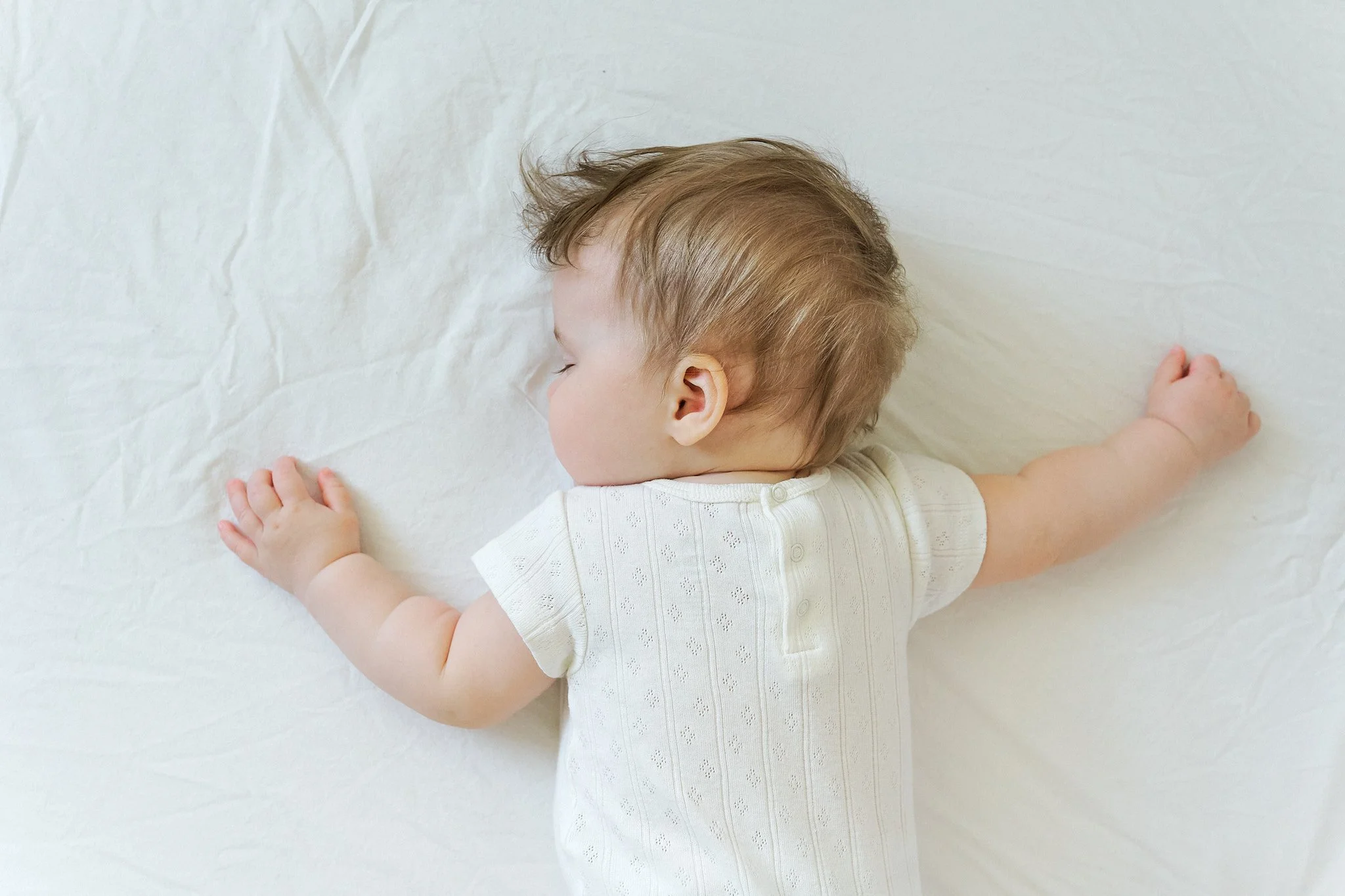 Minimalist Baby portrait.jpg