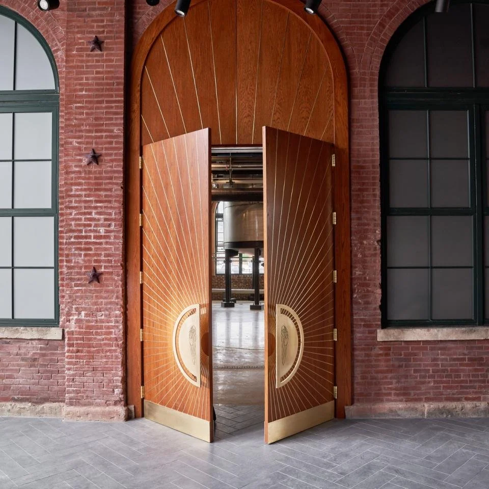 Angel's Envy / Brand Environment