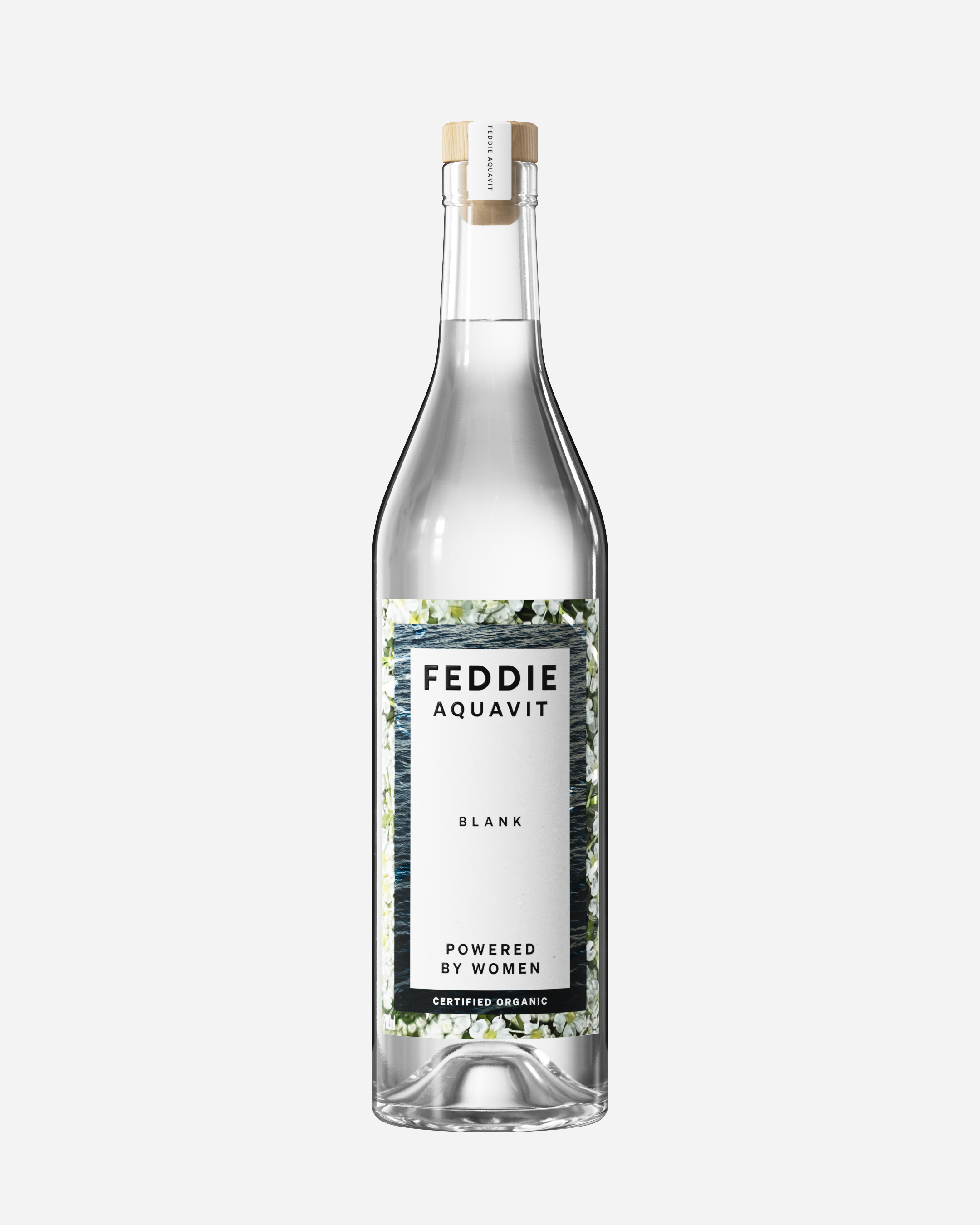 Feddie_AQUAVIT_700ML_BLANK.png