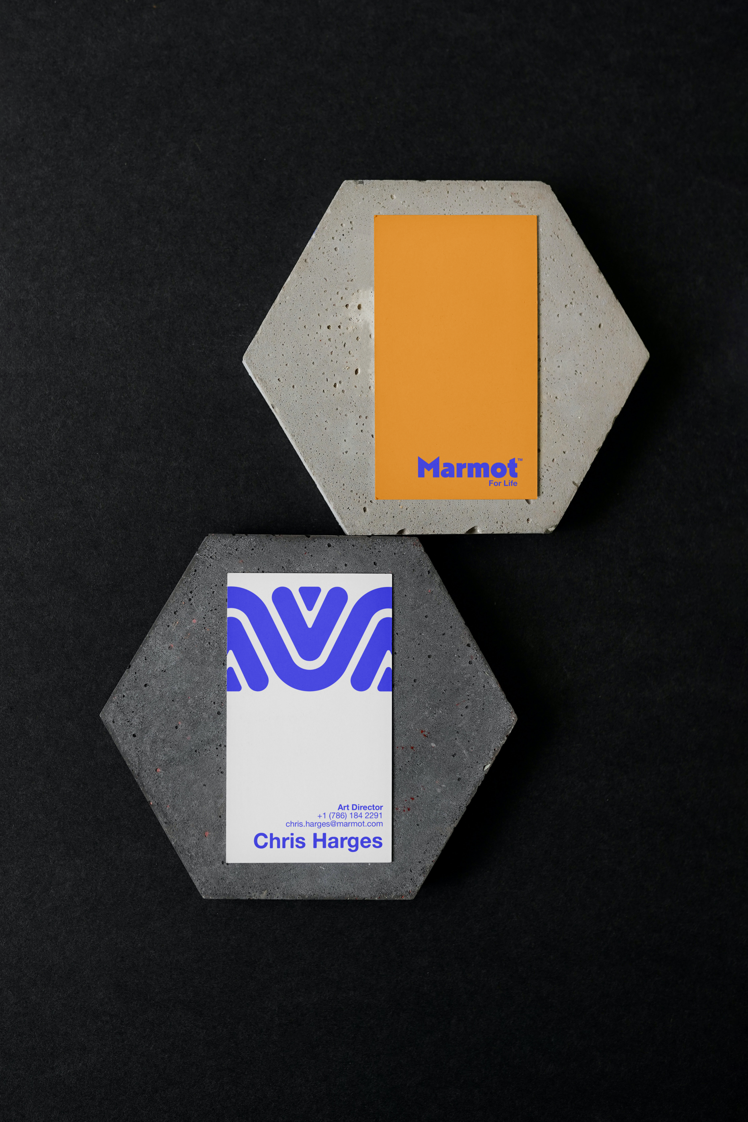 upright Business Cardz.png