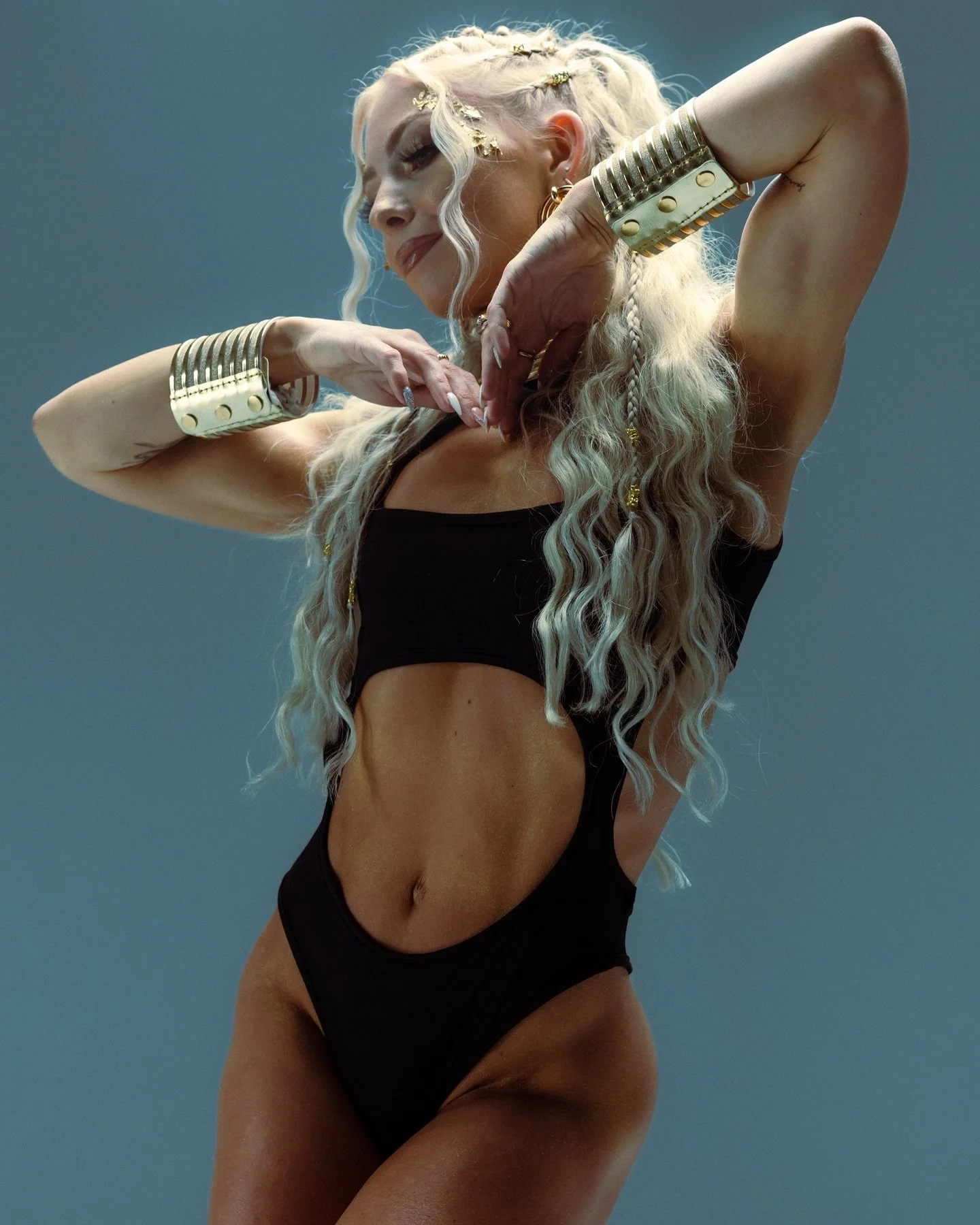 &ldquo;Modern Deity&rdquo;

Photographer: Siera Nikole Photography
Styling: Siera Schuster
Hair &amp; Makeup: @glamgalgab 
Model: @califournier 
Studio: @lumierestudioco 
Assist: @chris_holtmeier @tschuster11