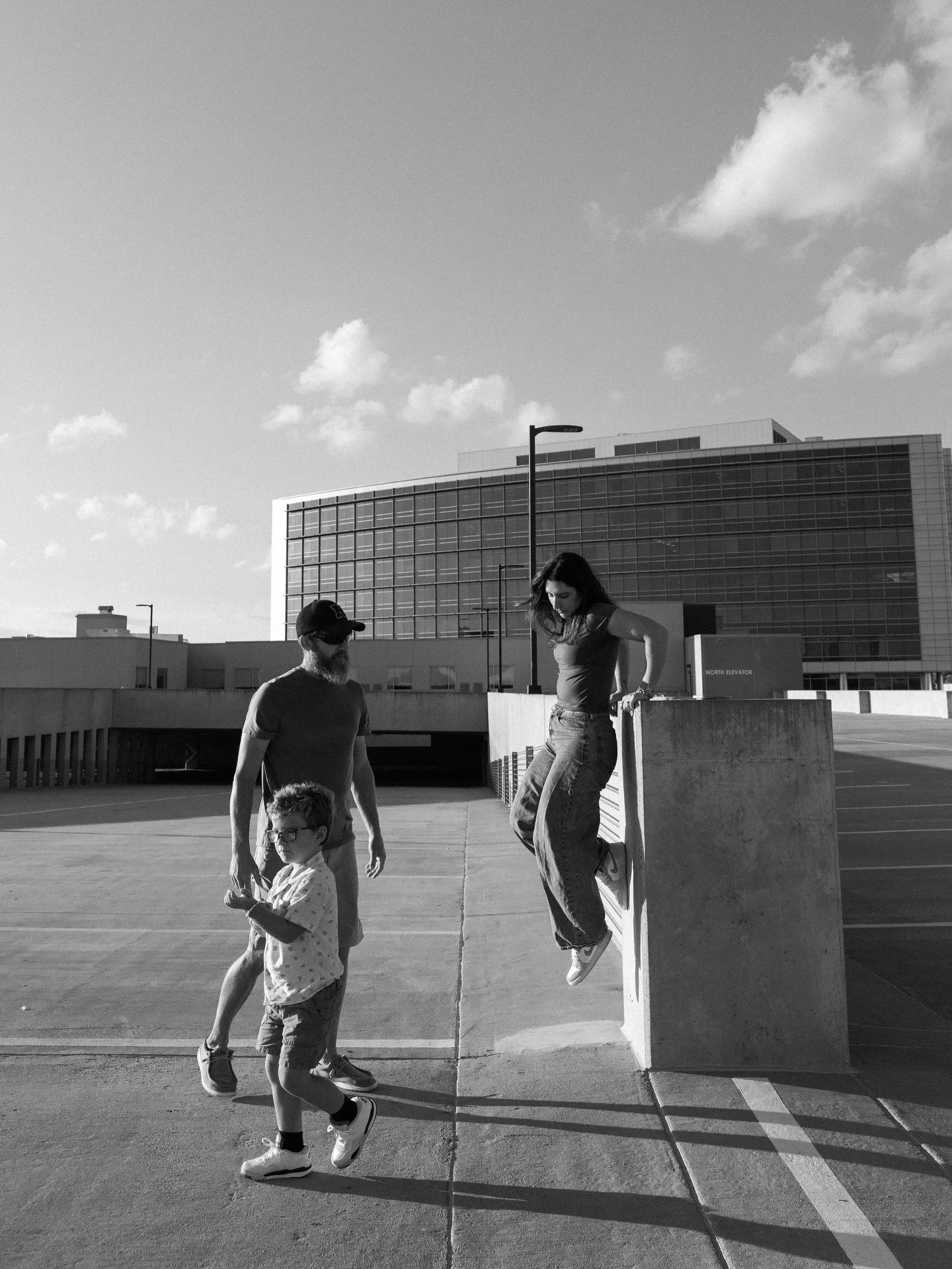 Normalize shirts with hamburgers and hotdogs on it for family photos 🍔🌭