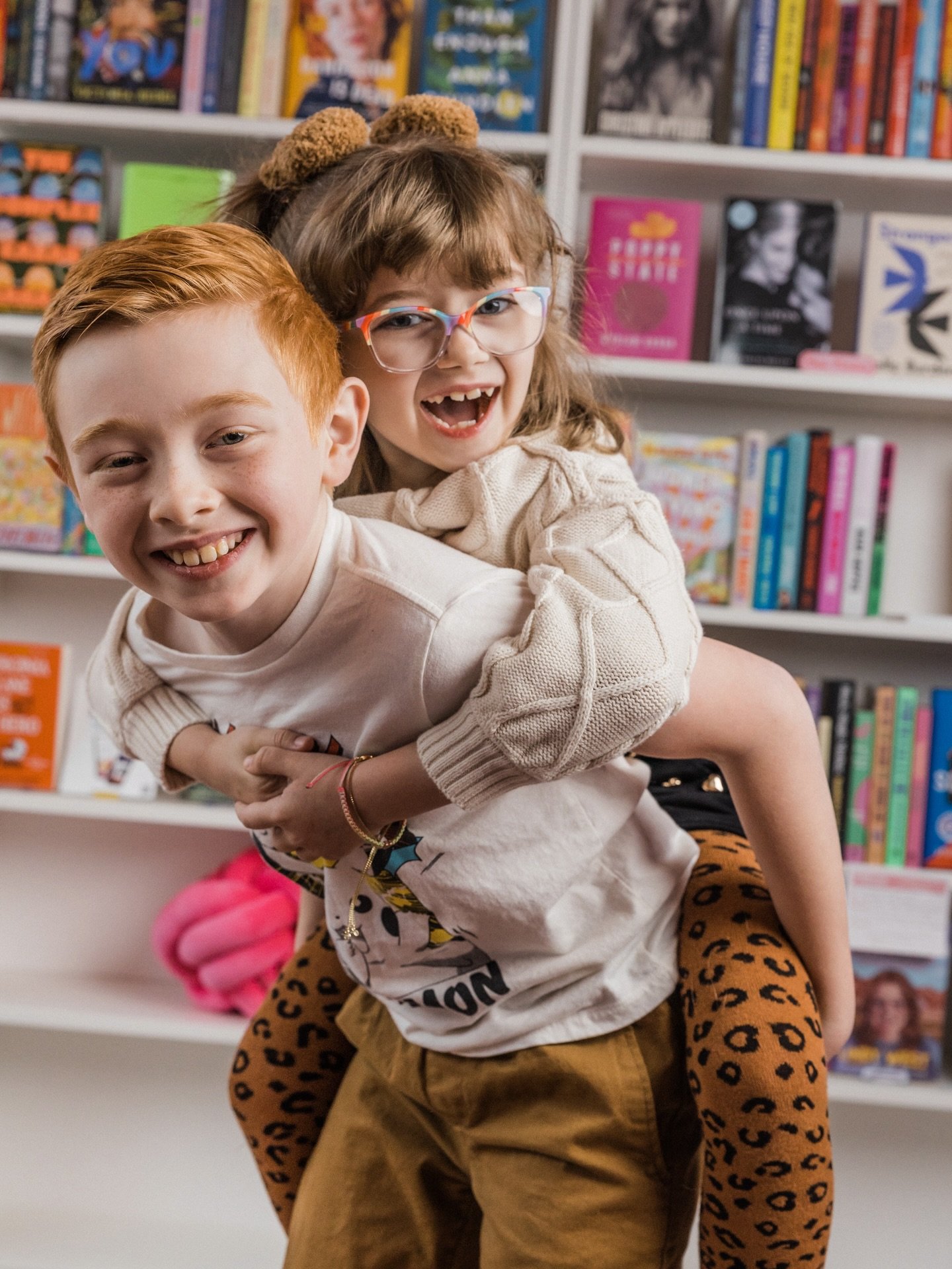 MINI SESSIONS at @popficbooks_oma anyone?!🥹📚

Dates, times, and more info coming soon, but drop a book emoji if you&rsquo;re interested 👇🏼🤍

#omaha #omahaphotographer #omahaevents #bookish #booklover