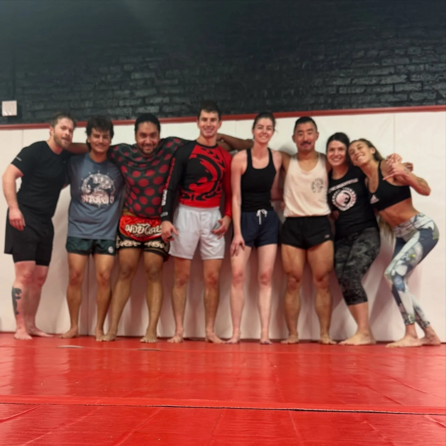 Triple posting today cus we can&rsquo;t leave out the hard work that took place with Coach @karina.ig for our Muay Thai Fighter team. Blurry with the self timer, but still repping the squad. Keep it up gang, never stop going. #muaythai #training #fig