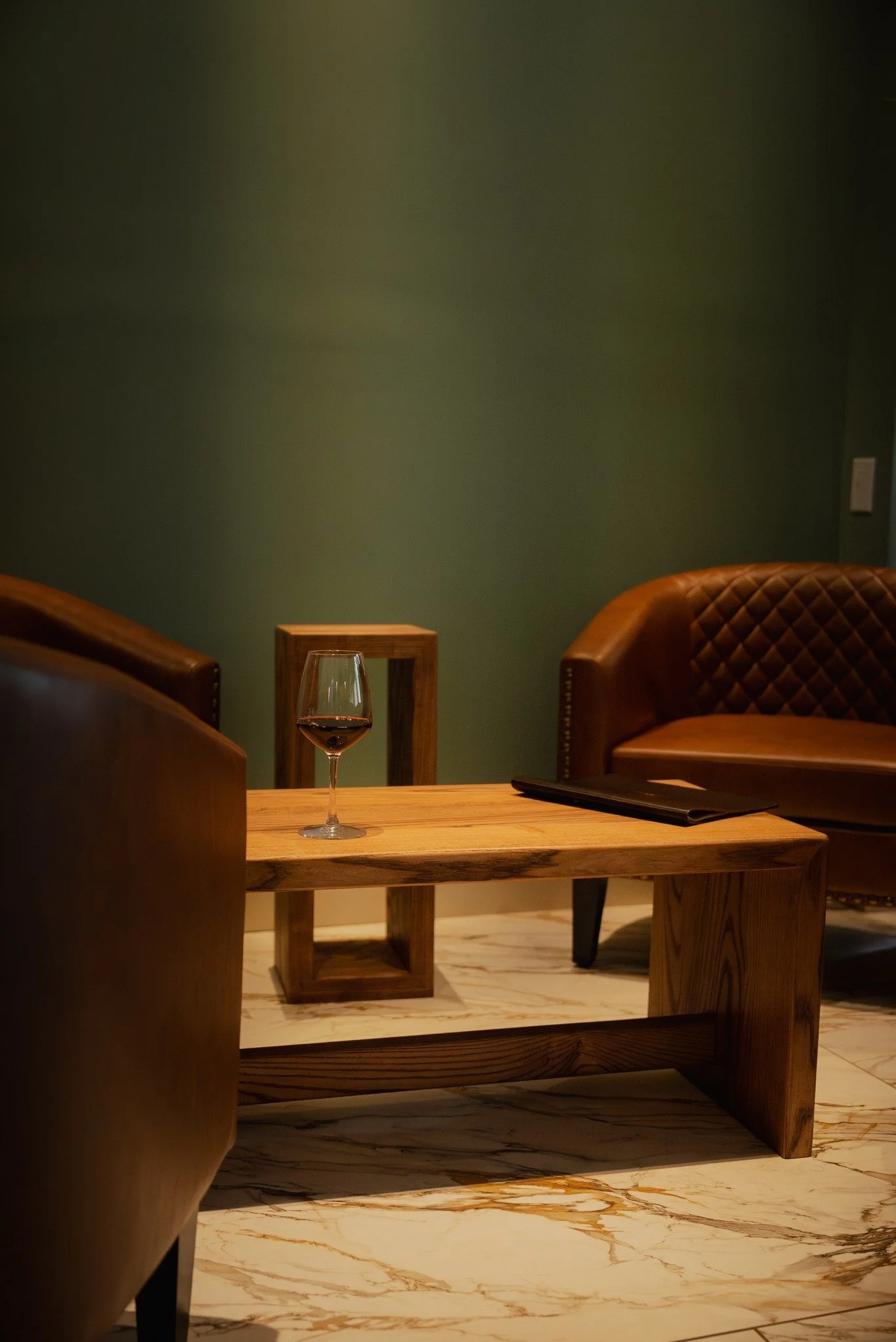 Did you know we have happy hour EVERYDAY from 2pm-5pm? That's right, and it's $4 domestics, $8 house wines, $5 seltzers, and more. 

This happy hour is calling your name, come in today (or everyday) for happy hour at Sage.

💵🍀🥂 
#sagecocktailswh