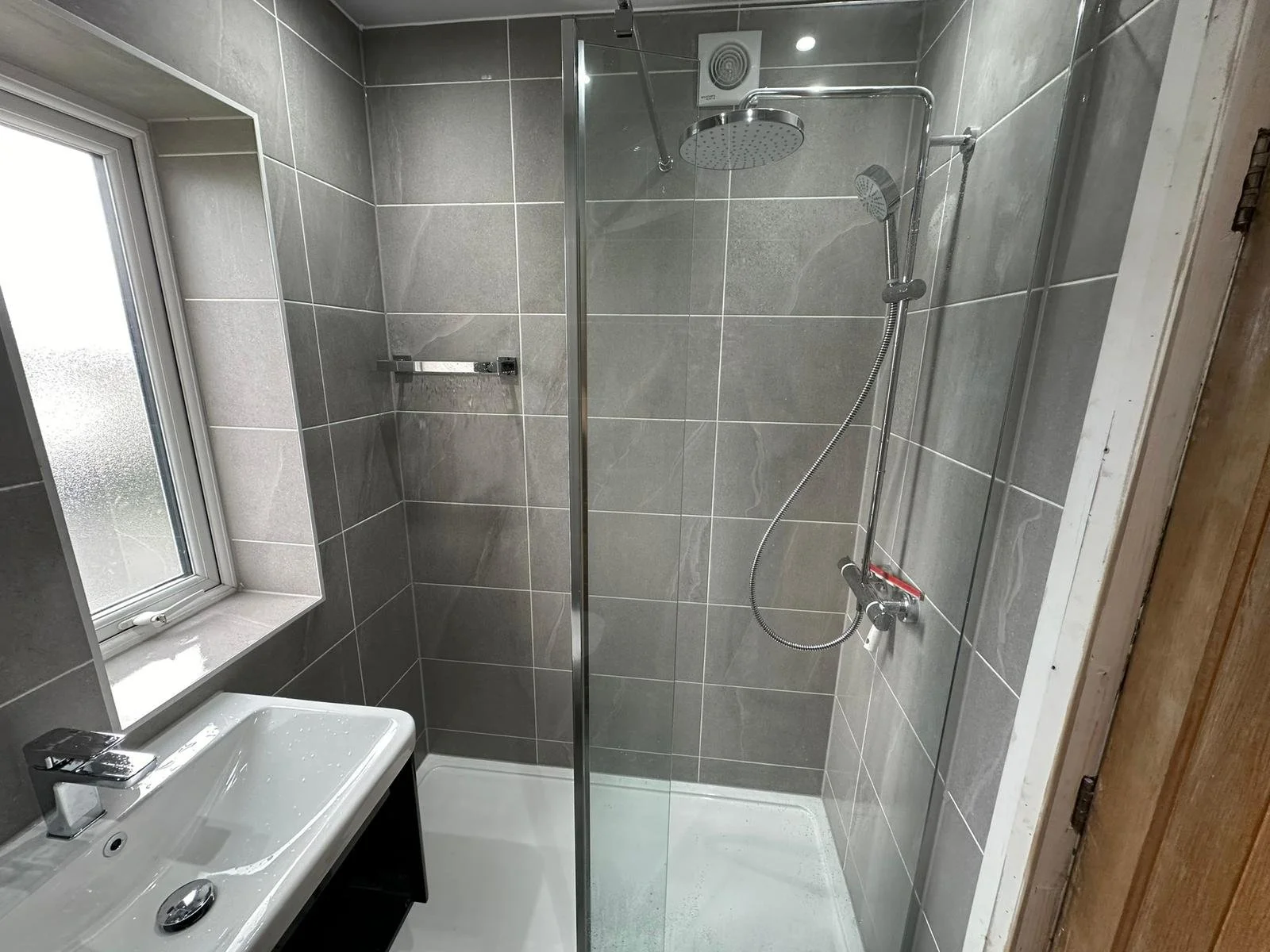 PHOTO-2025-02-11-18-23-38 2.jpg