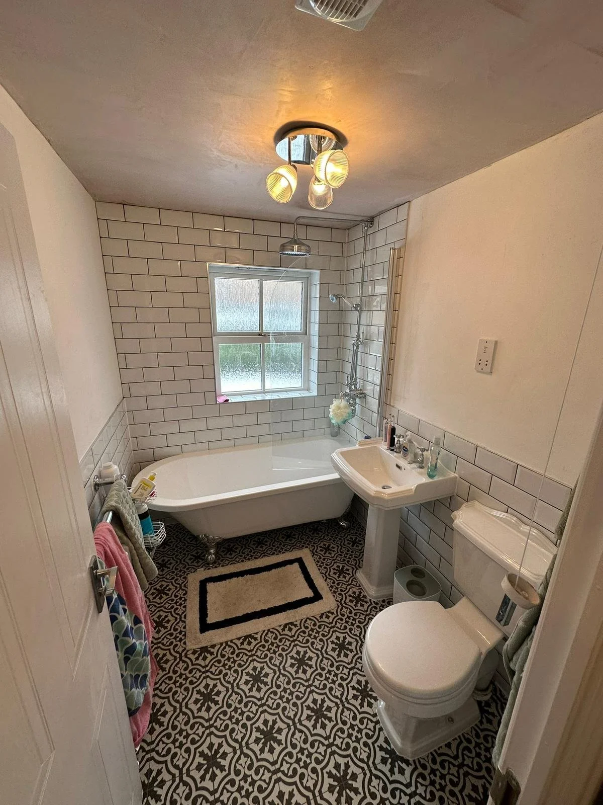 PHOTO-2025-02-11-18-23-44 2.jpg