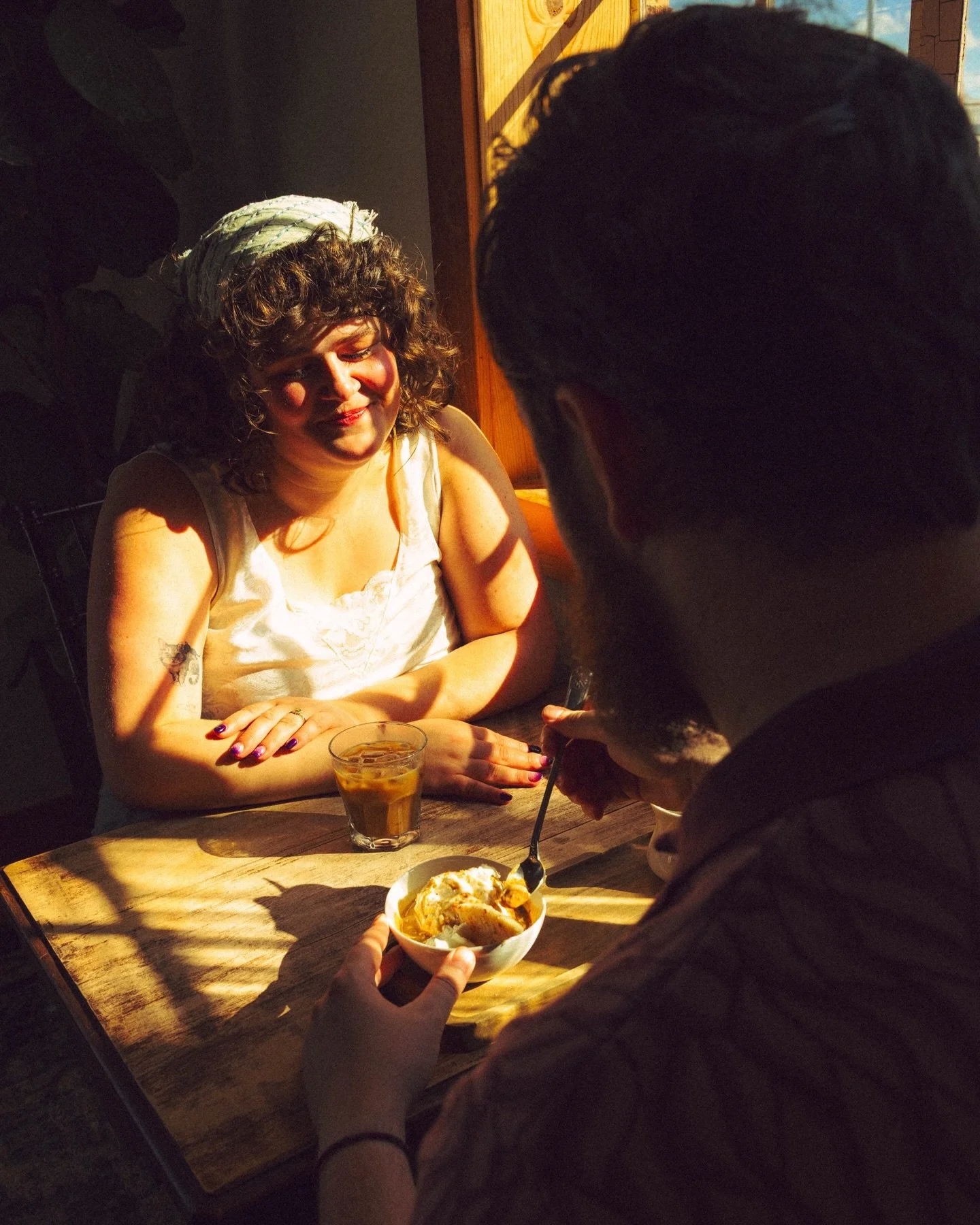 IM BACK BABYYYYY
Thank you to everyone who helped me get out of insta jail, yall the real ones 🫶🏻
Enjoy these cutieeeeee engagement photos!! Part 1 of Z&amp;M ☕️🥖
Which one is your favorite?!

Edited with my presets @throughthecinemapresets 

keyw