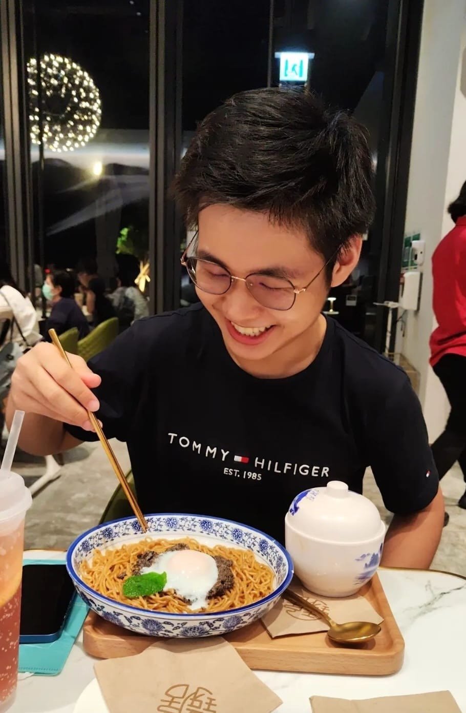 Regis Sze Photo.jpeg