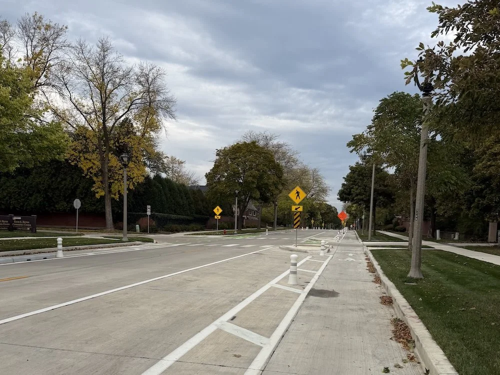Lake Drive Reopens in the North Shore
