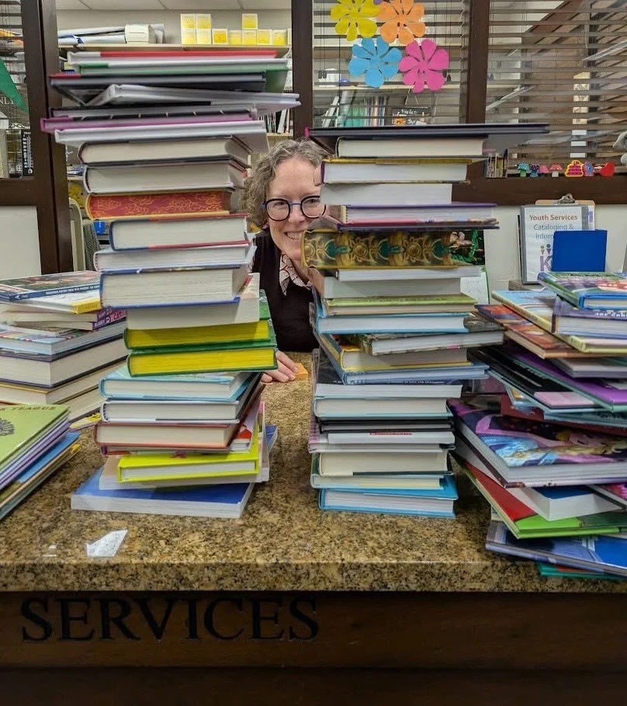 ❄️ WINTER READING KICKOFF! ❄️

Mark your calendar: Saturday, January 17 at @wfblibrary! 🎉

The whole family is invited to celebrate reading with FREE donuts, games (giant Connect Four! ring toss!), crafts &amp; the chance to sign up for Winter Readi