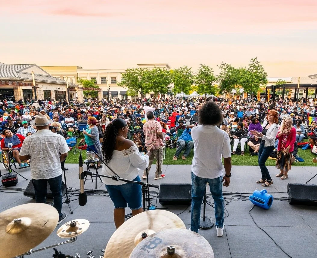 BAYSHORE: Shopping, food and entertainment in Glendale