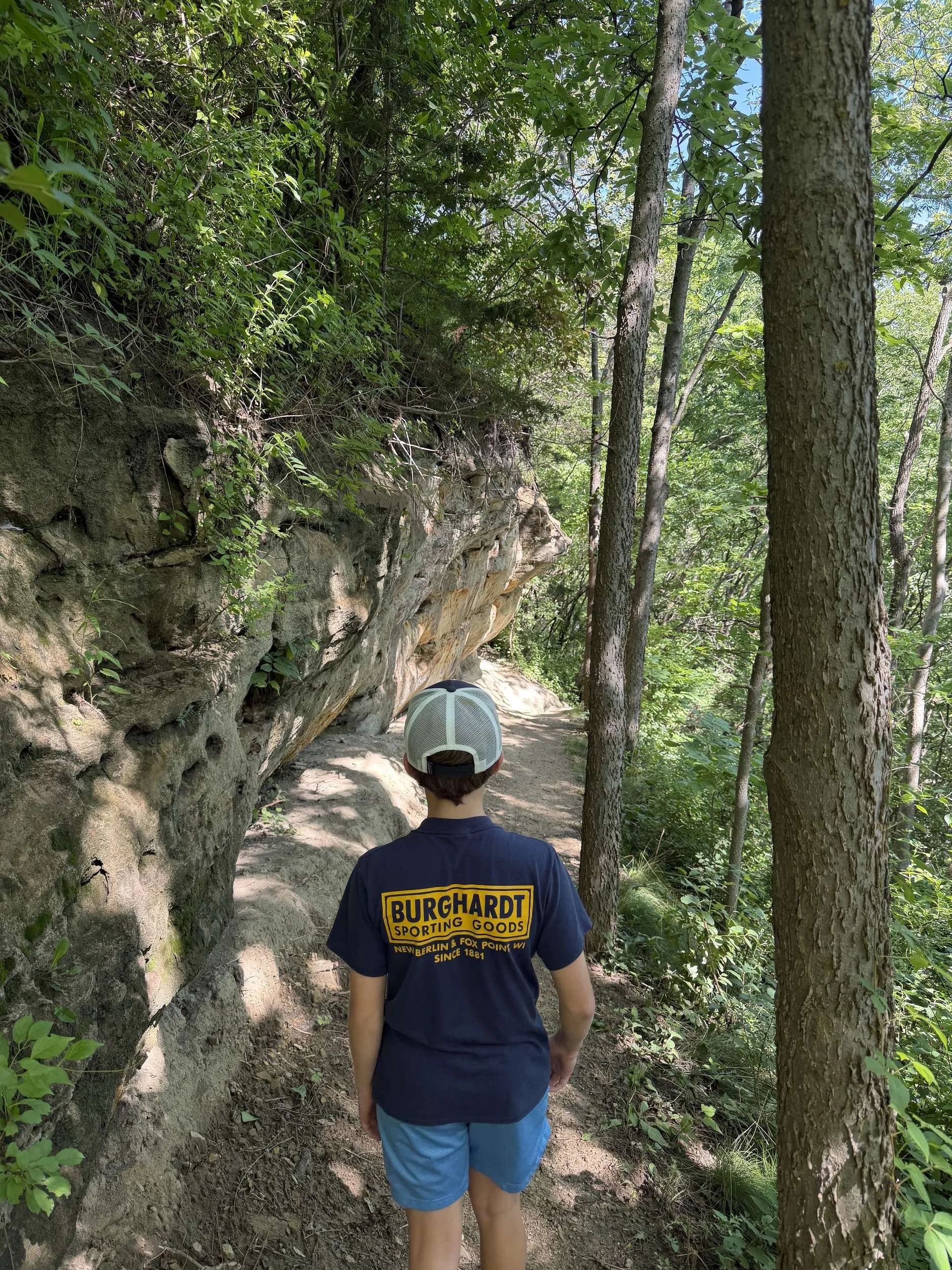 grandad-bluff-trail-rock-ledge.jpg