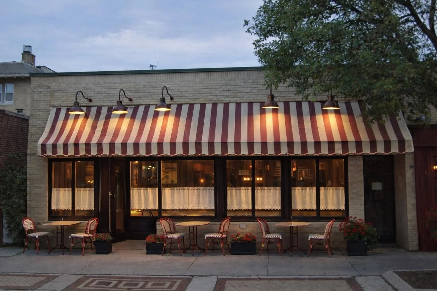 Pizzeria Di Lusso moves closer to opening in Shorewood