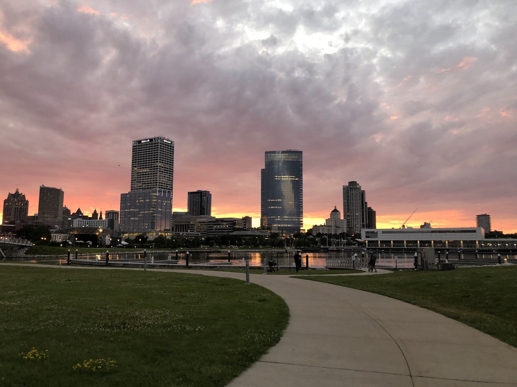 Lakeshore State Park Sunset
