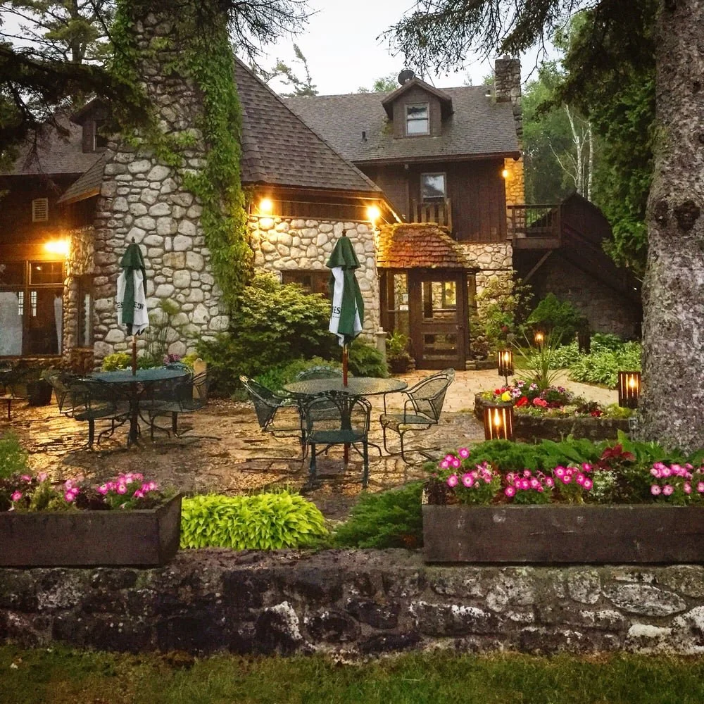 Donny's Glidden Lodge
